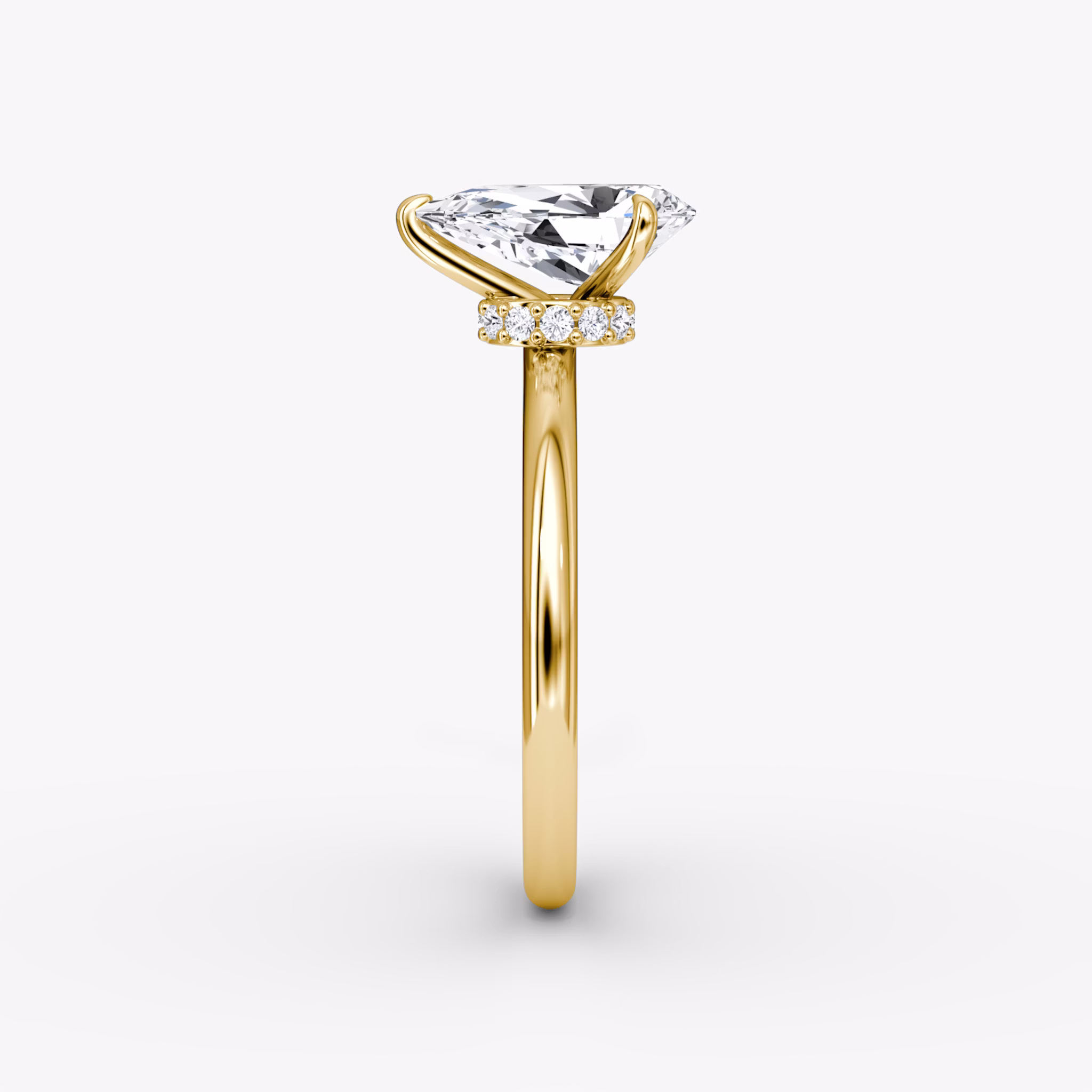 The Veiled Halo | Pear | 18k | Yellow Gold | bandAccent: Plain | diamondOrientation: vertical | caratWeight: other
