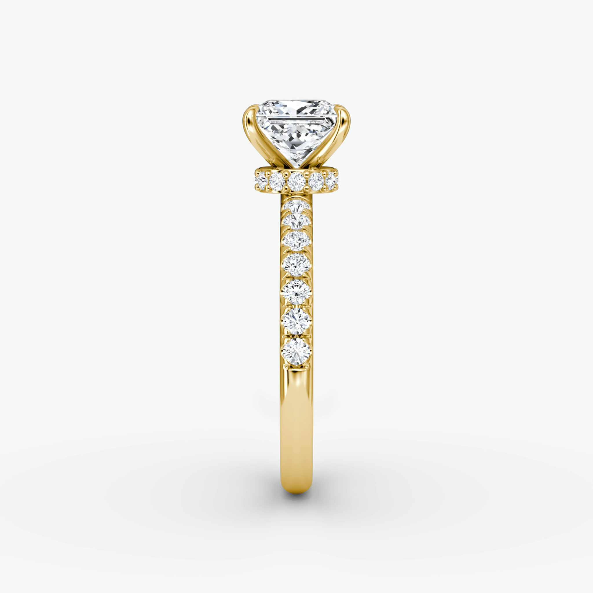 The Veiled Halo | Princess | 18k | Yellow Gold | bandAccent: Pavé | diamondOrientation: vertical | caratWeight: other