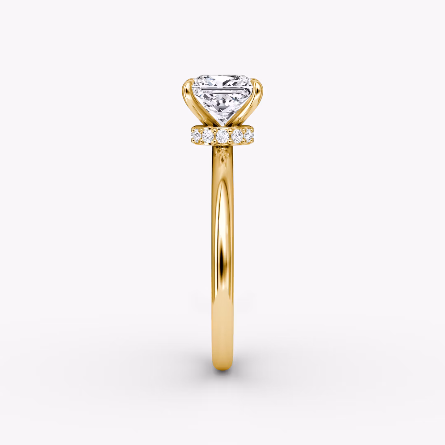 Veiled Halo | Princess | 18k | Gelbgold | bandAccent: Ohne Pavé-Besatz | diamondOrientation: vertical | caratWeight: other