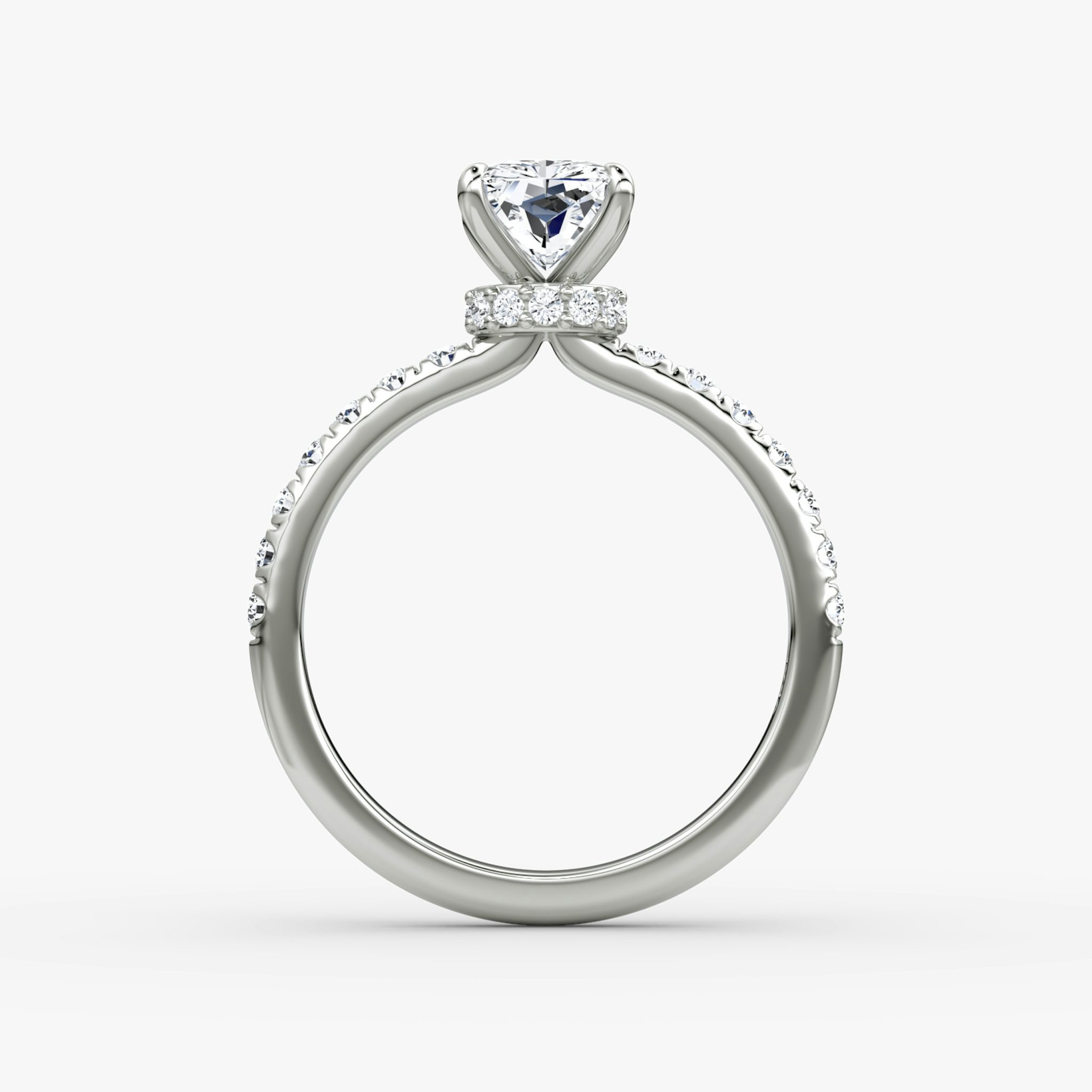 Veiled Halo | Radiant | 18k | Weißgold | bandAccent: Mit Pavé-Besatz | diamondOrientation: vertical | caratWeight: other