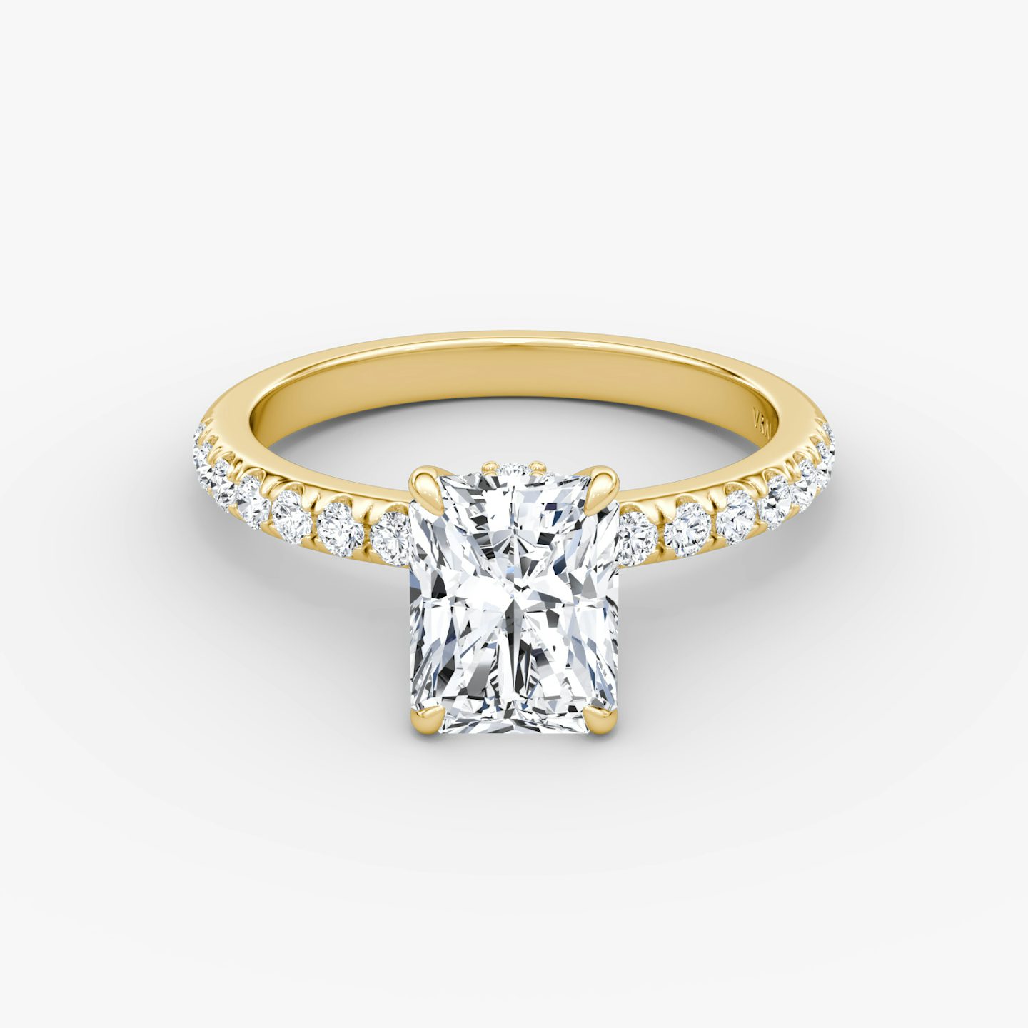 Anillo de compromiso Veiled Halo | Radiante | 18k | Oro amarillo | bandAccent: Pavé | diamondOrientation: vertical | caratWeight: other