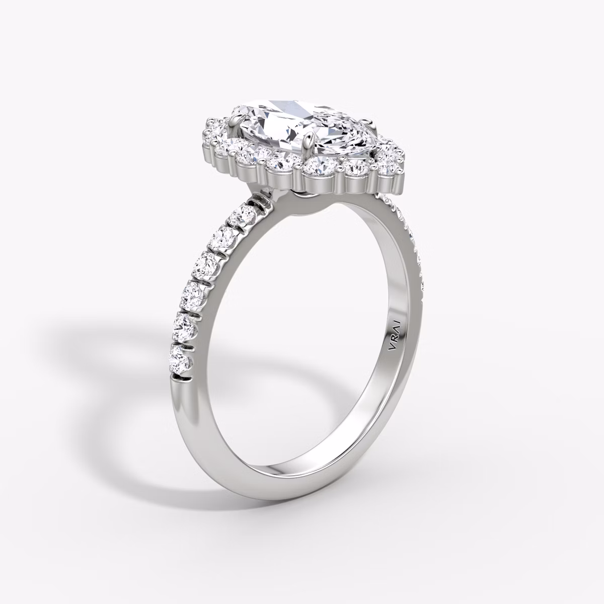 Signature Floral Halo | Marquise | 18k | Weißgold | bandAccent: Mit Pavé-Besatz | diamondOrientation: vertical | caratWeight: other