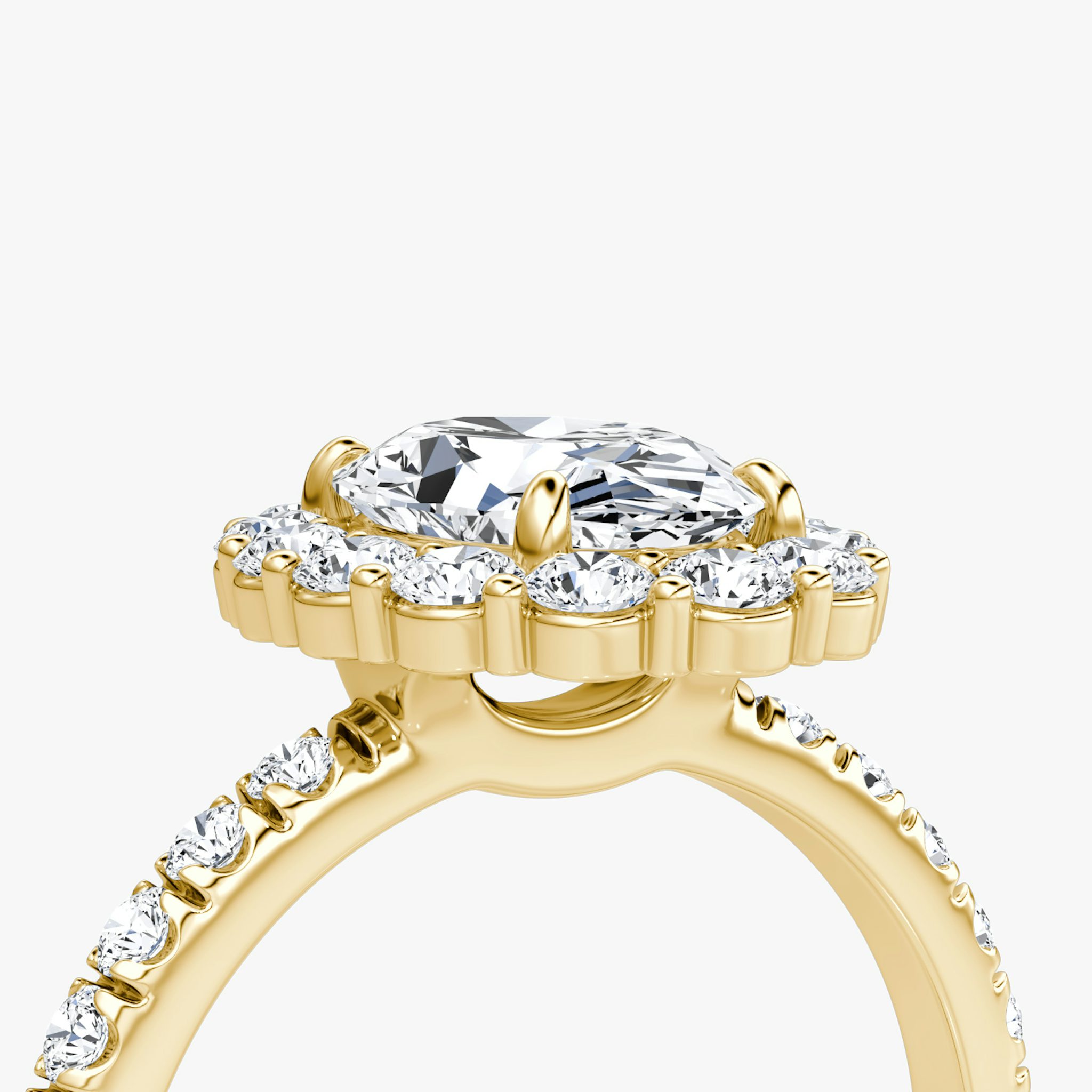 The Signature Floral Halo | Oval | 18k | Yellow Gold | bandAccent: Pavé | diamondOrientation: vertical | caratWeight: other