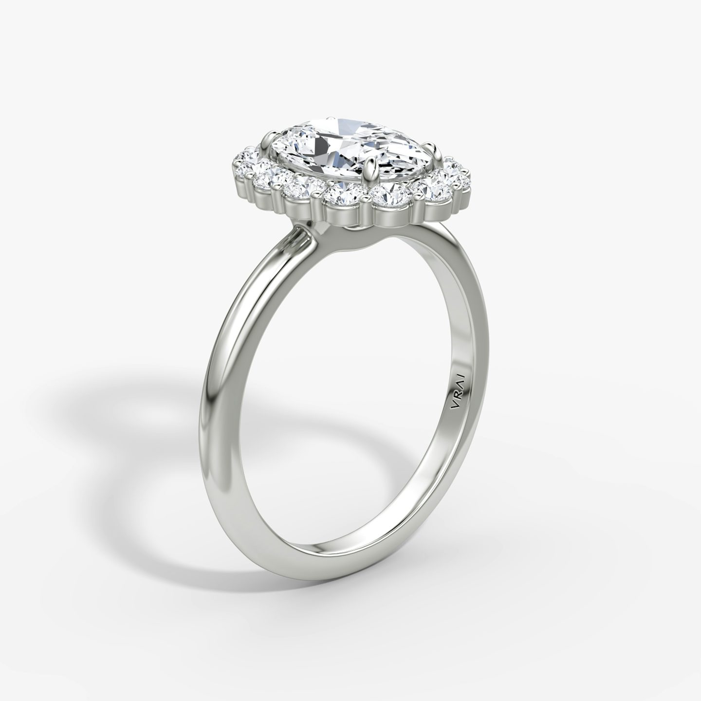 The Signature Floral Halo | Oval | 18k | White Gold | bandAccent: Plain | diamondOrientation: vertical | caratWeight: other