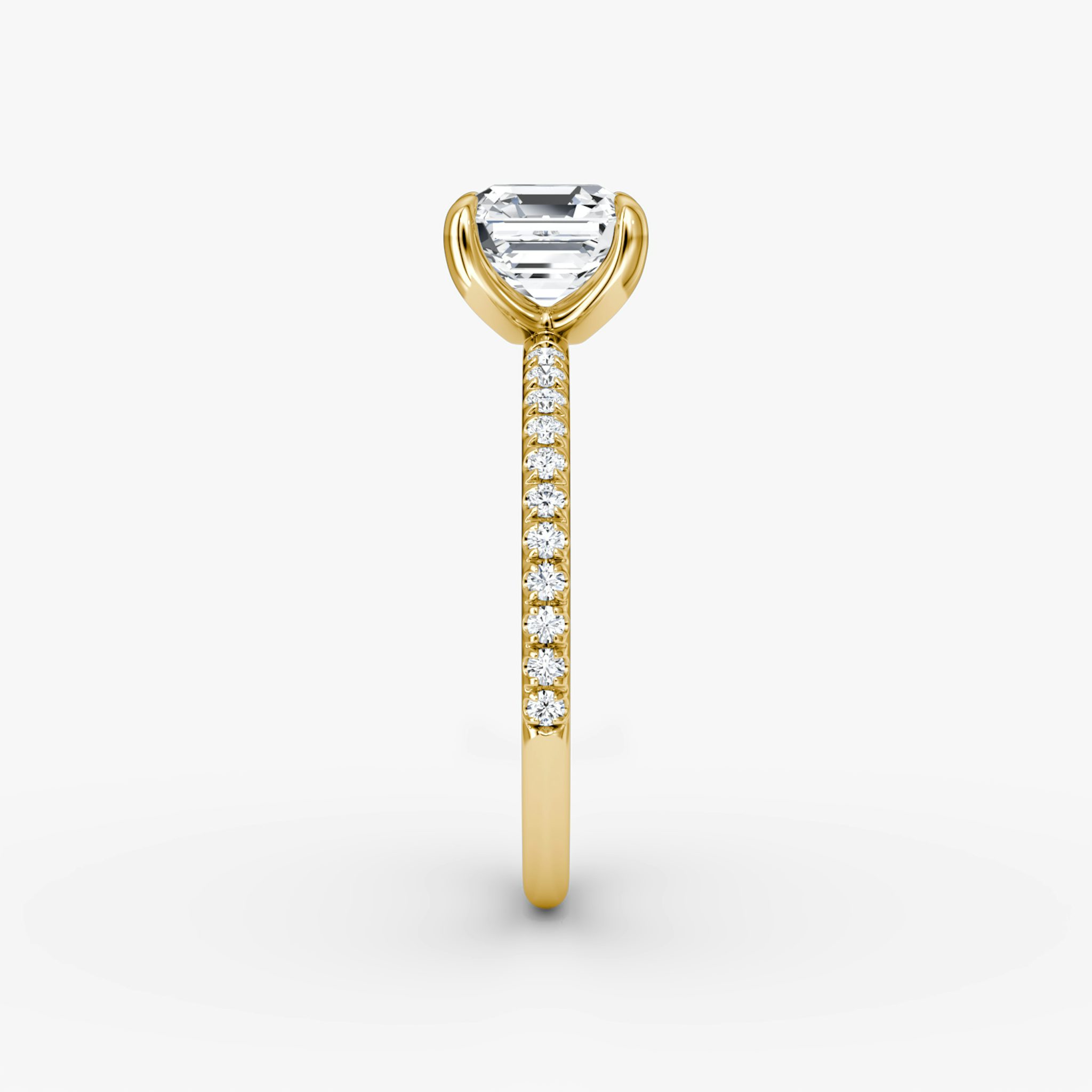 The Classic | Asscher | 18k | Yellow Gold | bandAccent: Pavé | bandWidth: standard | diamondOrientation: vertical | caratWeight: other