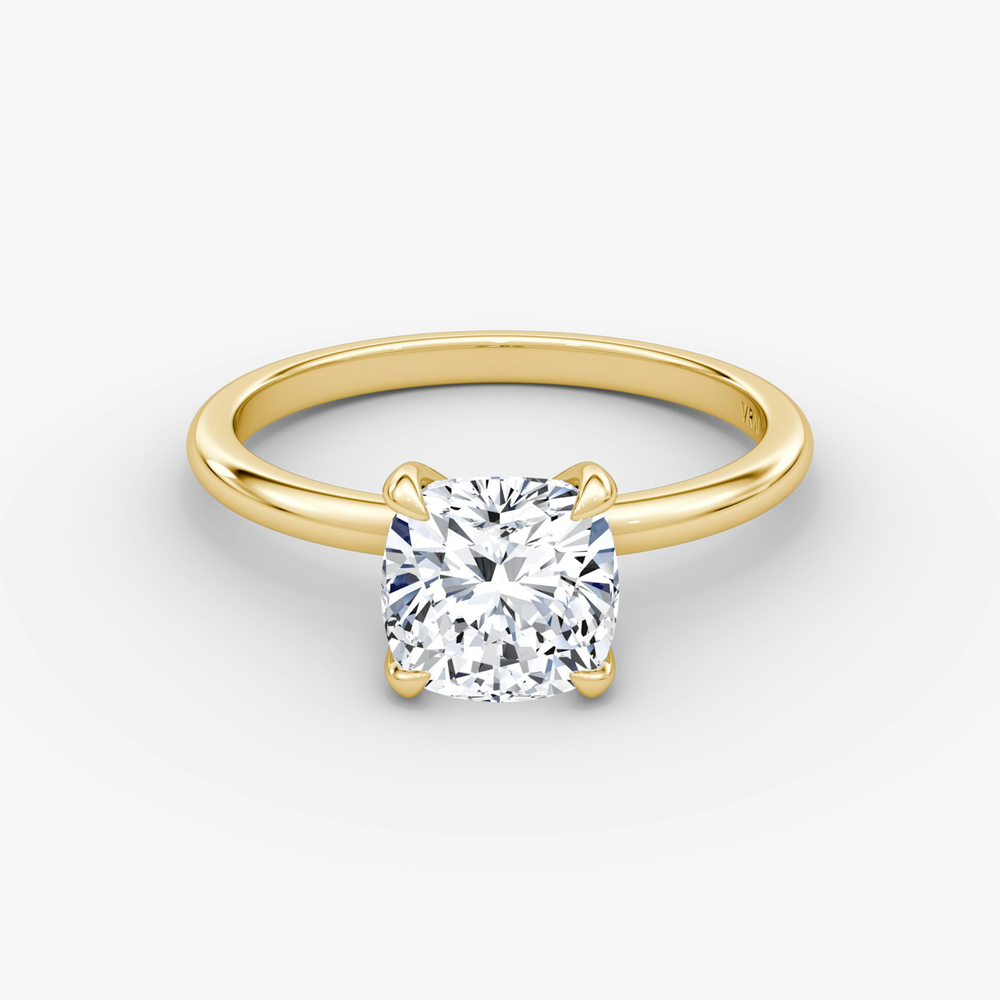 The Classic | Cushion | 18k | Yellow Gold | bandAccent: Plain | bandWidth: standard | diamondOrientation: vertical | caratWeight: other