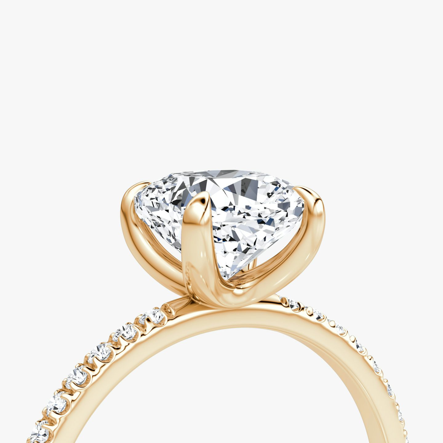 Classic | Cushion | 14k | Roségold | bandAccent: Mit Pavé-Besatz | bandWidth: standard | diamondOrientation: vertical | caratWeight: other