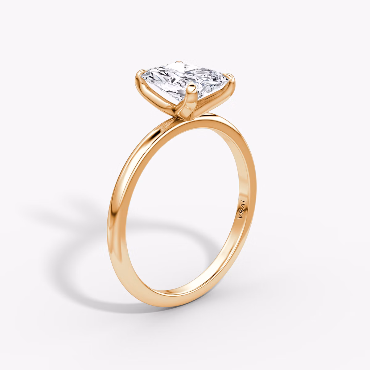 Anillo de compromiso Classic | Radiante | 14k | Oro rosa | bandAccent: Simple | bandWidth: standard | diamondOrientation: vertical | caratWeight: other