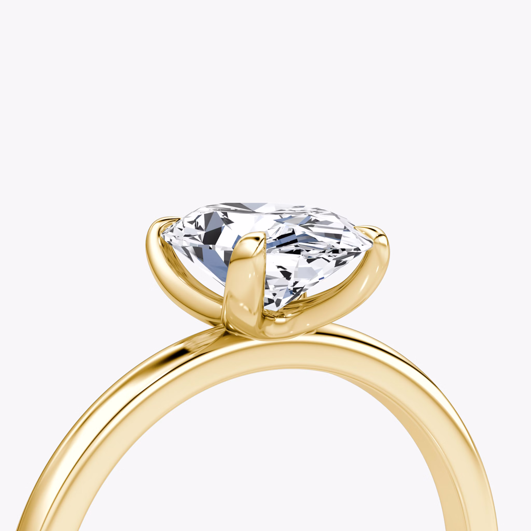 The Classic | Oval | 18k | Yellow Gold | bandAccent: Plain | bandWidth: standard | diamondOrientation: vertical | caratWeight: other