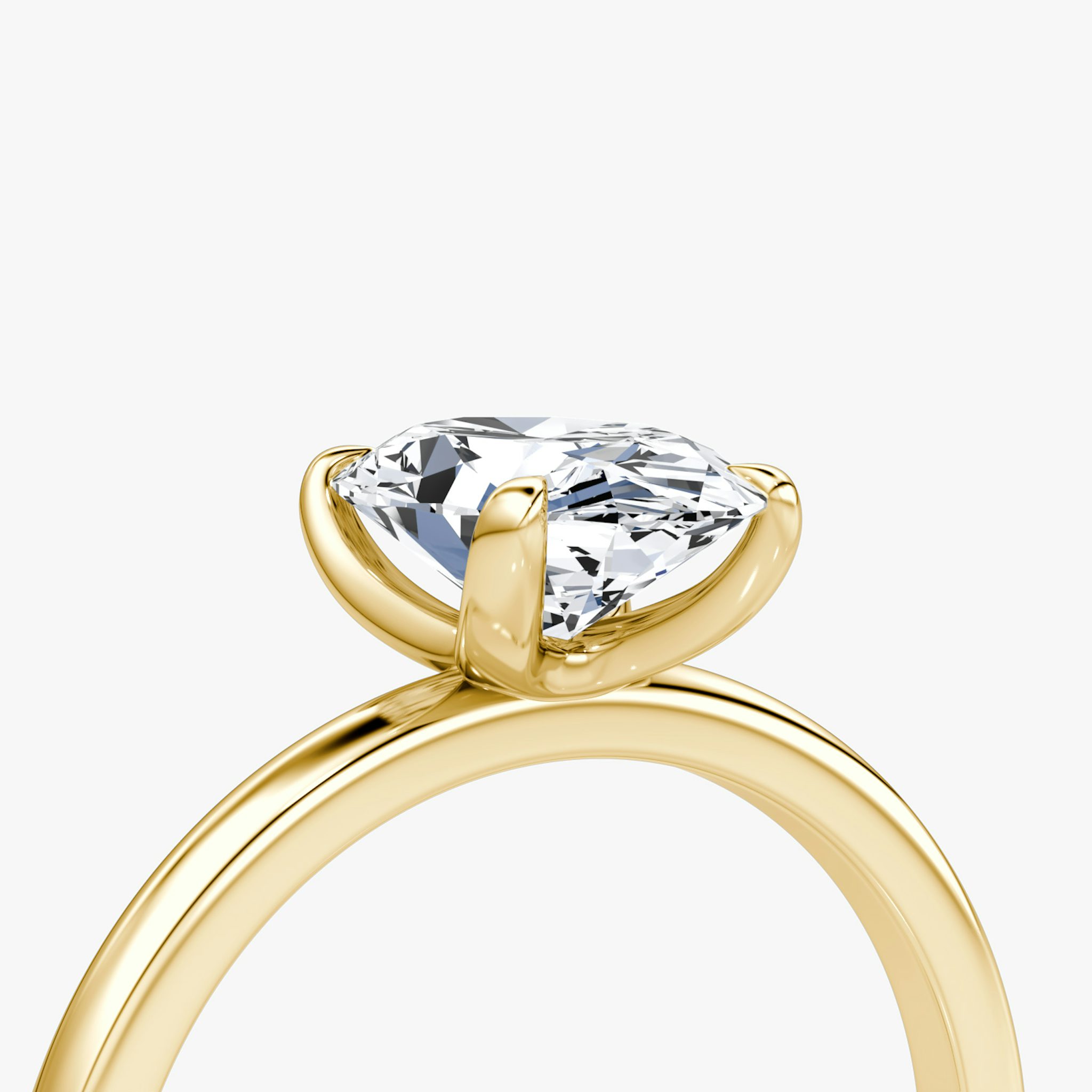 The Classic | Oval | 18k | Yellow Gold | bandAccent: Plain | bandWidth: standard | diamondOrientation: vertical | caratWeight: other