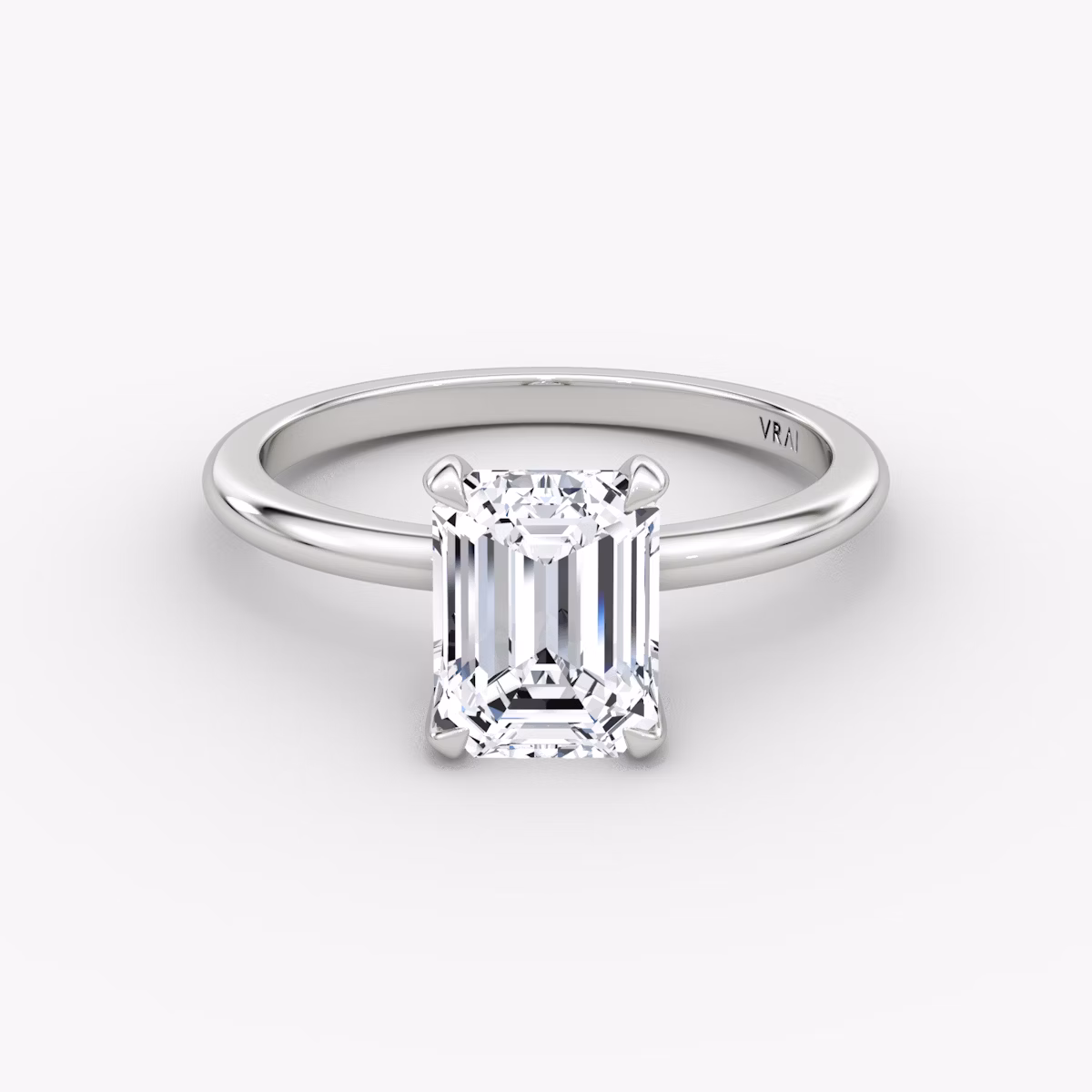 Classic | Emerald | 18k | Weißgold | bandAccent: Ohne Pavé-Besatz | bandWidth: standard | diamondOrientation: vertical | caratWeight: other
