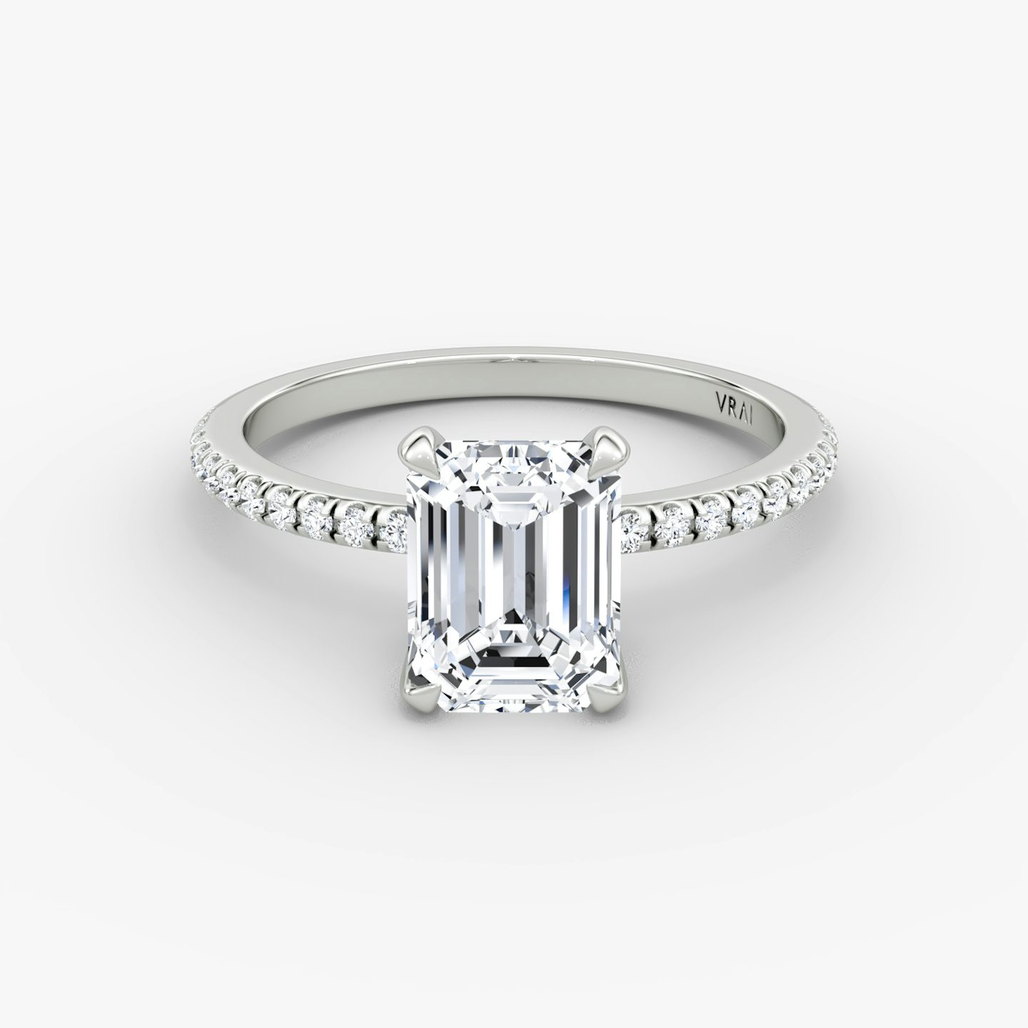 The Classic | Emerald | 18k | White Gold | bandAccent: Pavé | bandWidth: standard | diamondOrientation: vertical | caratWeight: other