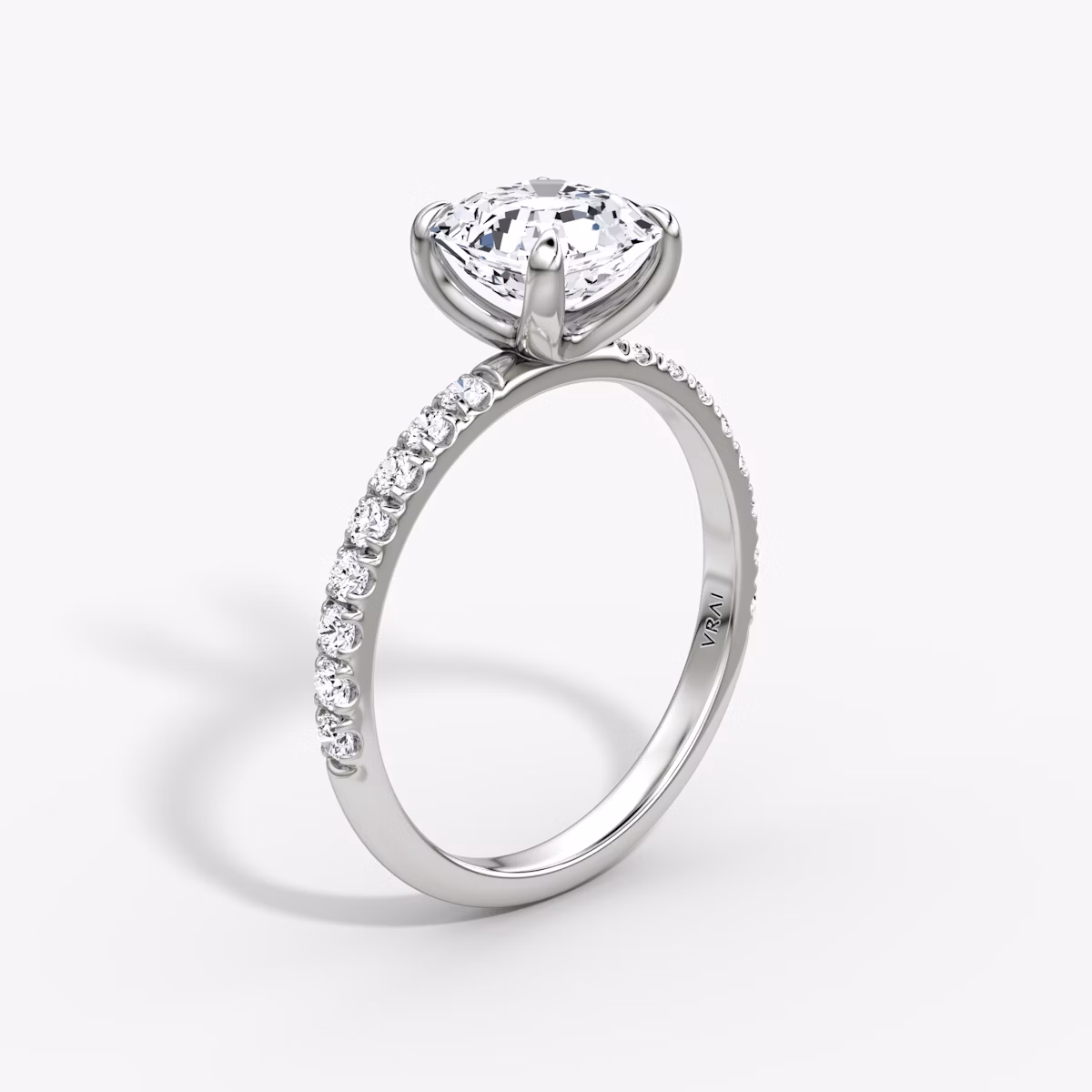 The Classic | Asscher | 18k | White Gold | bandAccent: Pavé | bandWidth: large | diamondOrientation: vertical | caratWeight: other