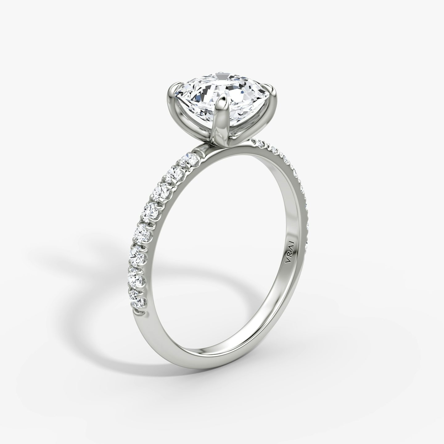 The Classic | Asscher | 18k | White Gold | bandAccent: Pavé | bandWidth: large | diamondOrientation: vertical | caratWeight: other