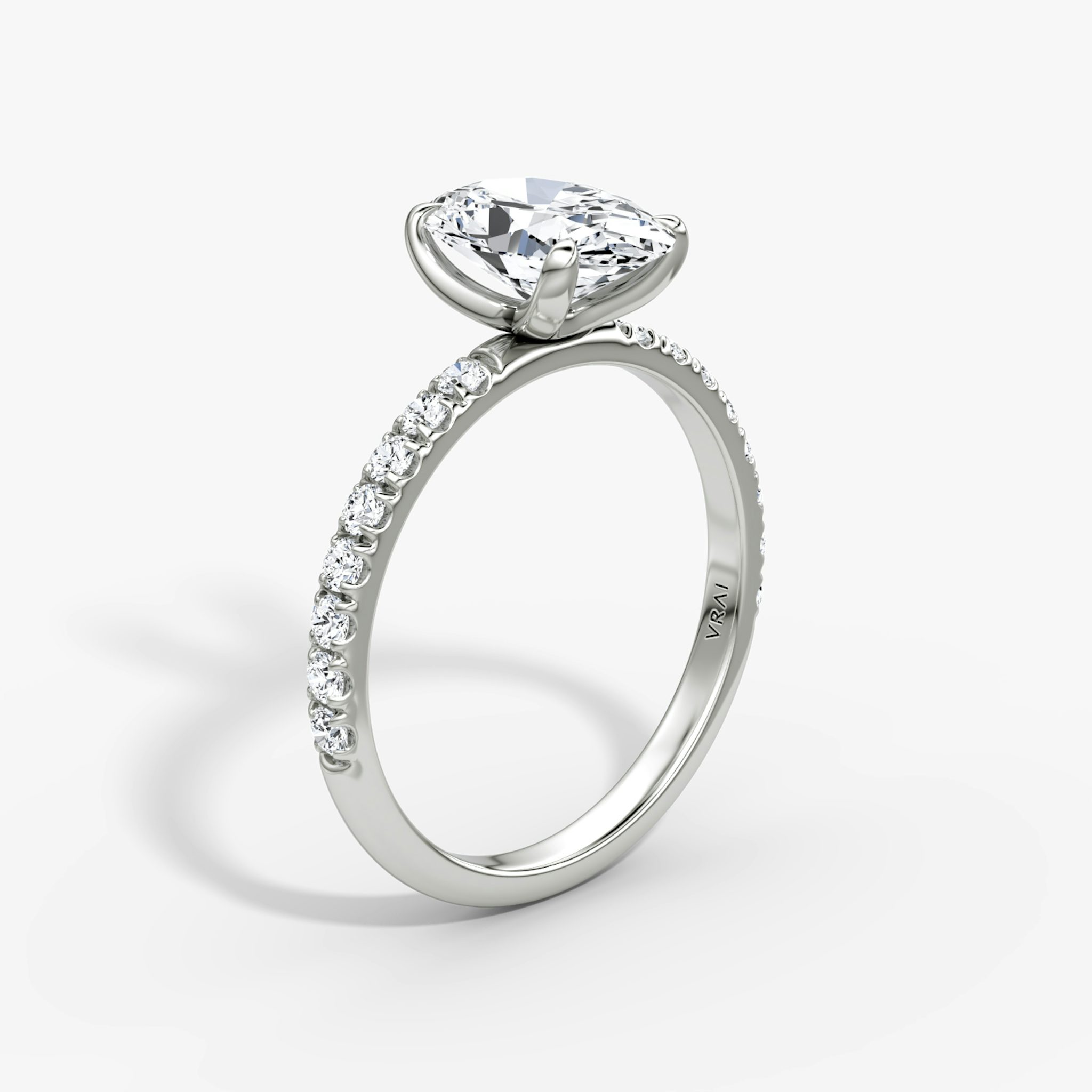 The Classic | Oval | Platinum | bandAccent: Pavé | bandWidth: large | diamondOrientation: vertical | caratWeight: other