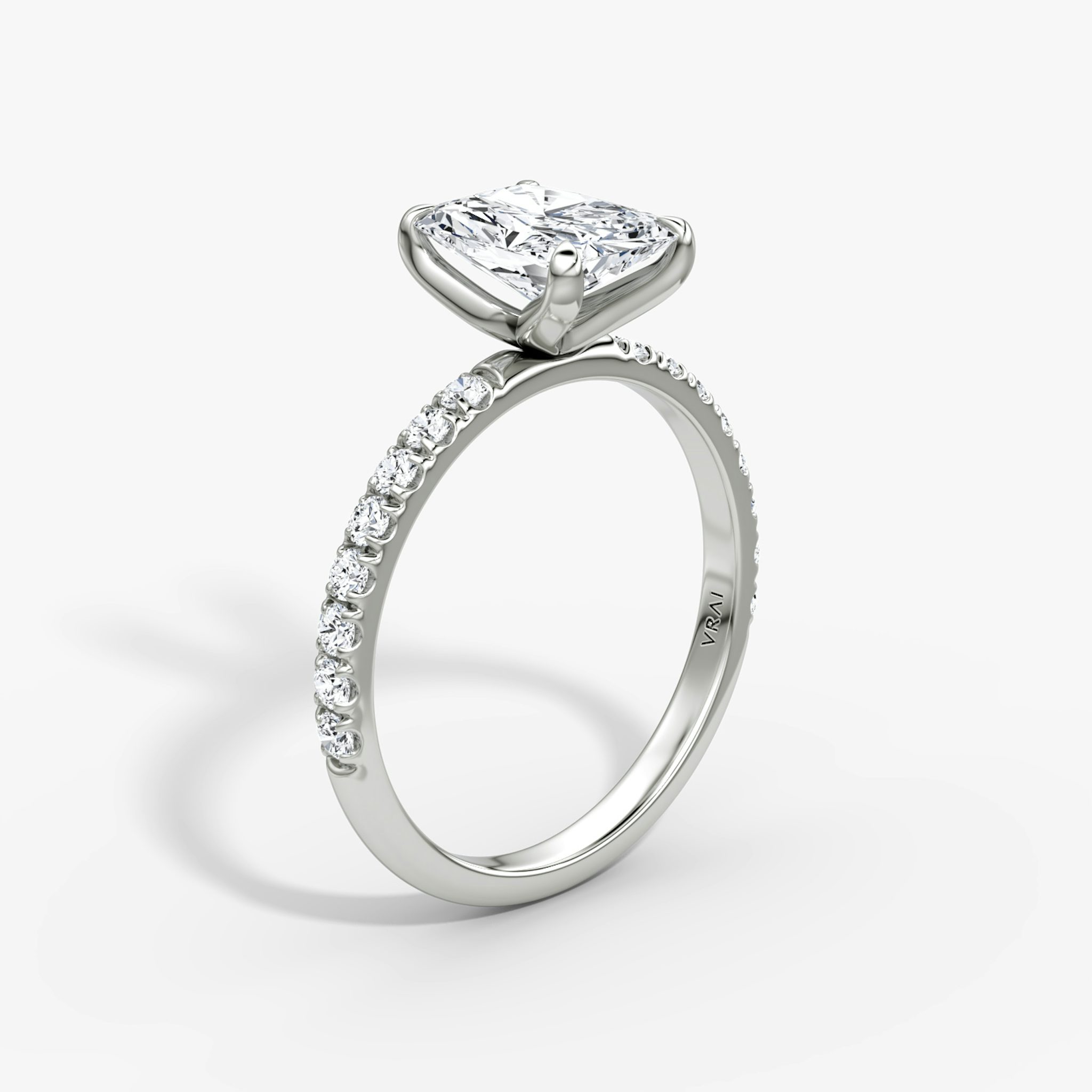 The Classic | Radiant | 18k | White Gold | bandAccent: Pavé | bandWidth: large | diamondOrientation: vertical | caratWeight: other