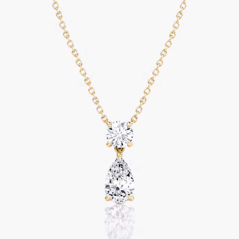 Montré avec en haut : 0,50 ct | en bas : 1,0 ct