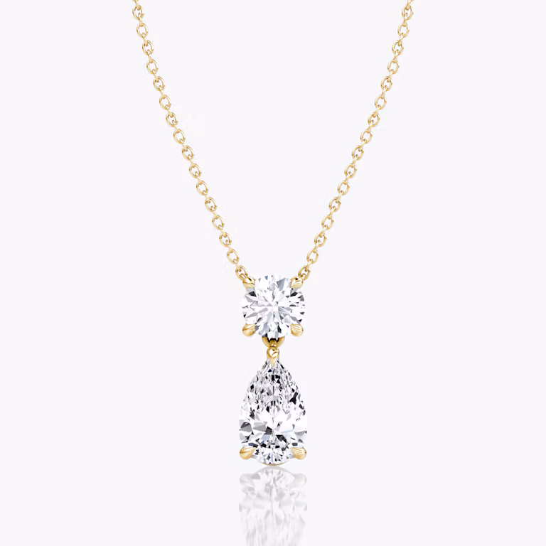 Abgebildet mit oben: 1,0 ct | unten: 2,0 ct