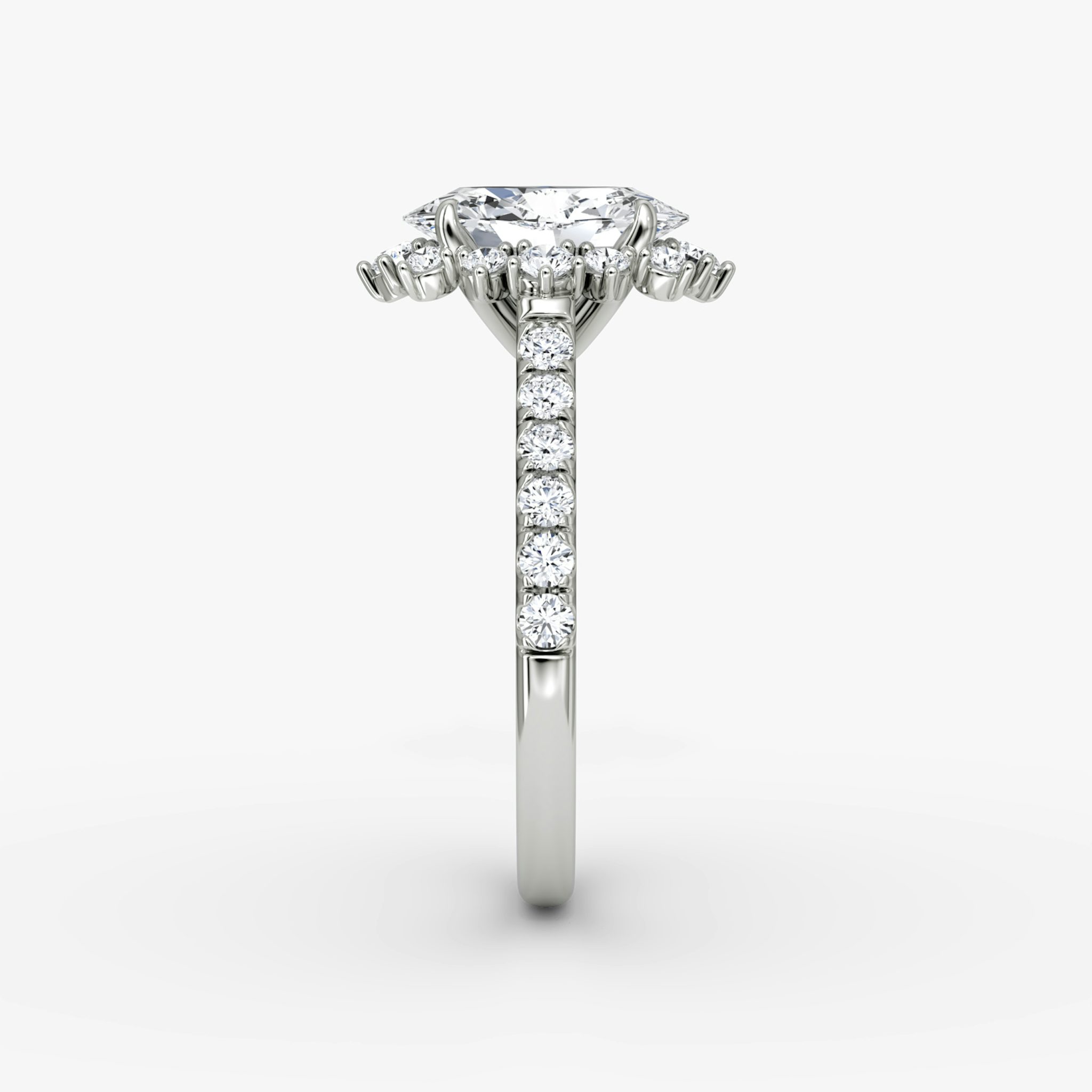 The Aurora Halo | Oval | 18k | White Gold | bandAccent: Pavé | diamondOrientation: vertical | caratWeight: other