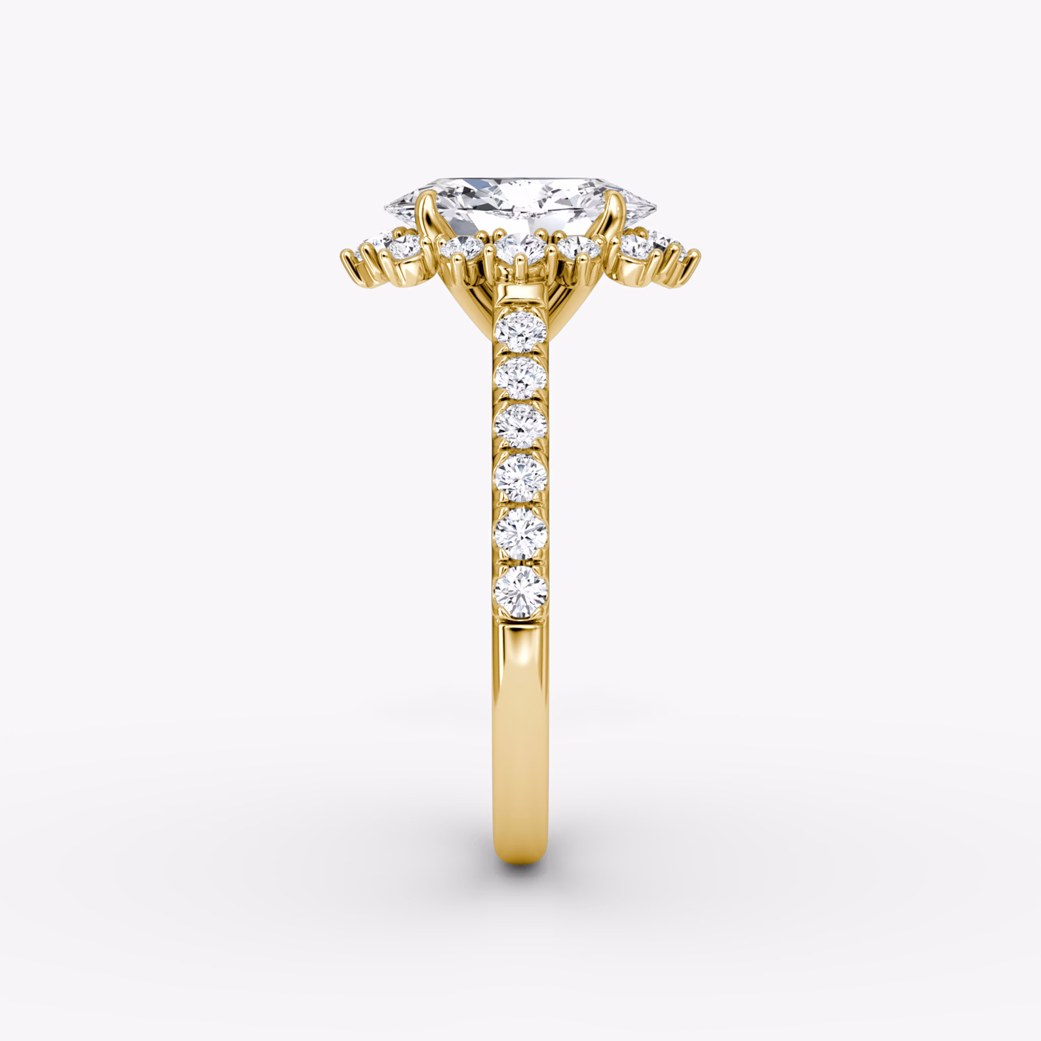 The Aurora Halo | Oval | 18k | Yellow Gold | bandAccent: Pavé | diamondOrientation: vertical | caratWeight: other