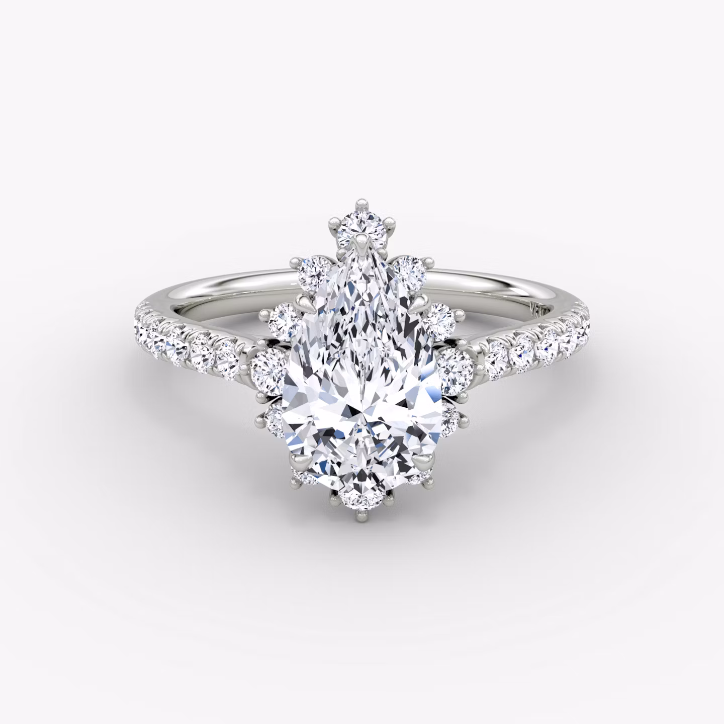 The Aurora Halo Pear | Platinum