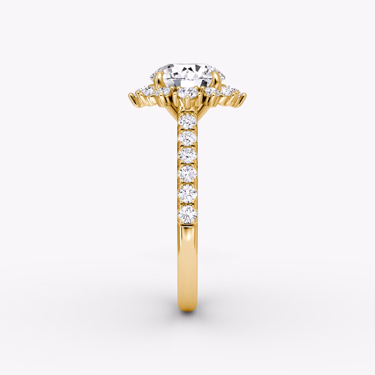 Anillo de compromiso Aurora Halo | Brillante | 18k | Oro amarillo | bandAccent: Pavé | caratWeight: other | diamondOrientation: vertical