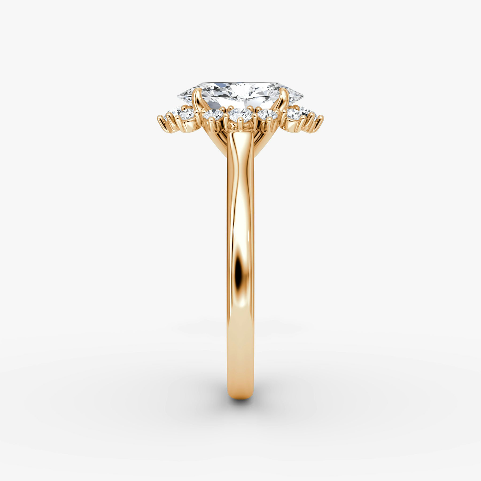 The Aurora Halo | Oval | 14k | Rose Gold | bandAccent: Plain | diamondOrientation: vertical | caratWeight: other