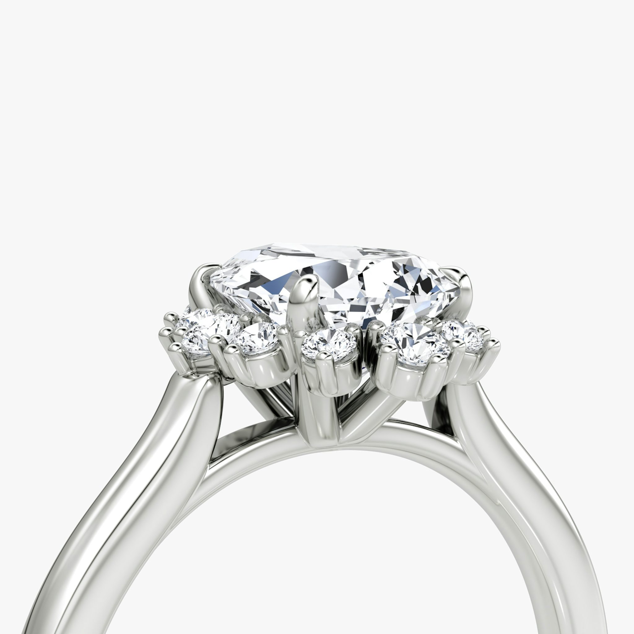 The Aurora Halo | Pear | 18k | White Gold | bandAccent: Plain | diamondOrientation: vertical | caratWeight: other