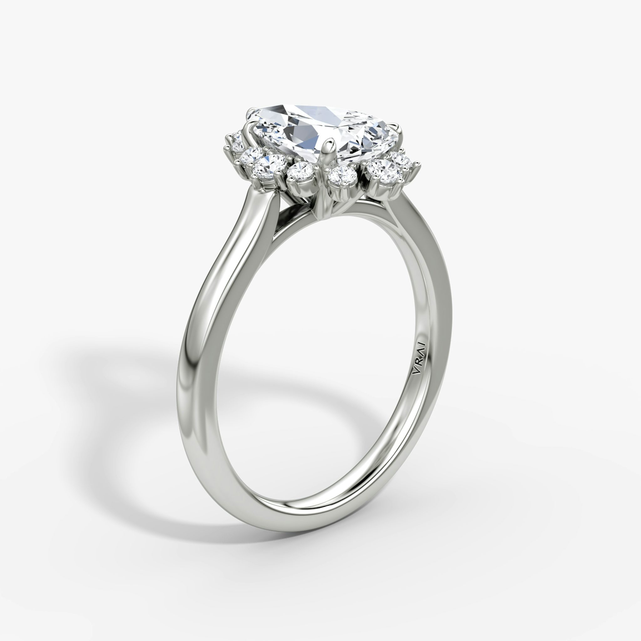 The Aurora Halo | Pear | 18k | White Gold | bandAccent: Plain | diamondOrientation: vertical | caratWeight: other