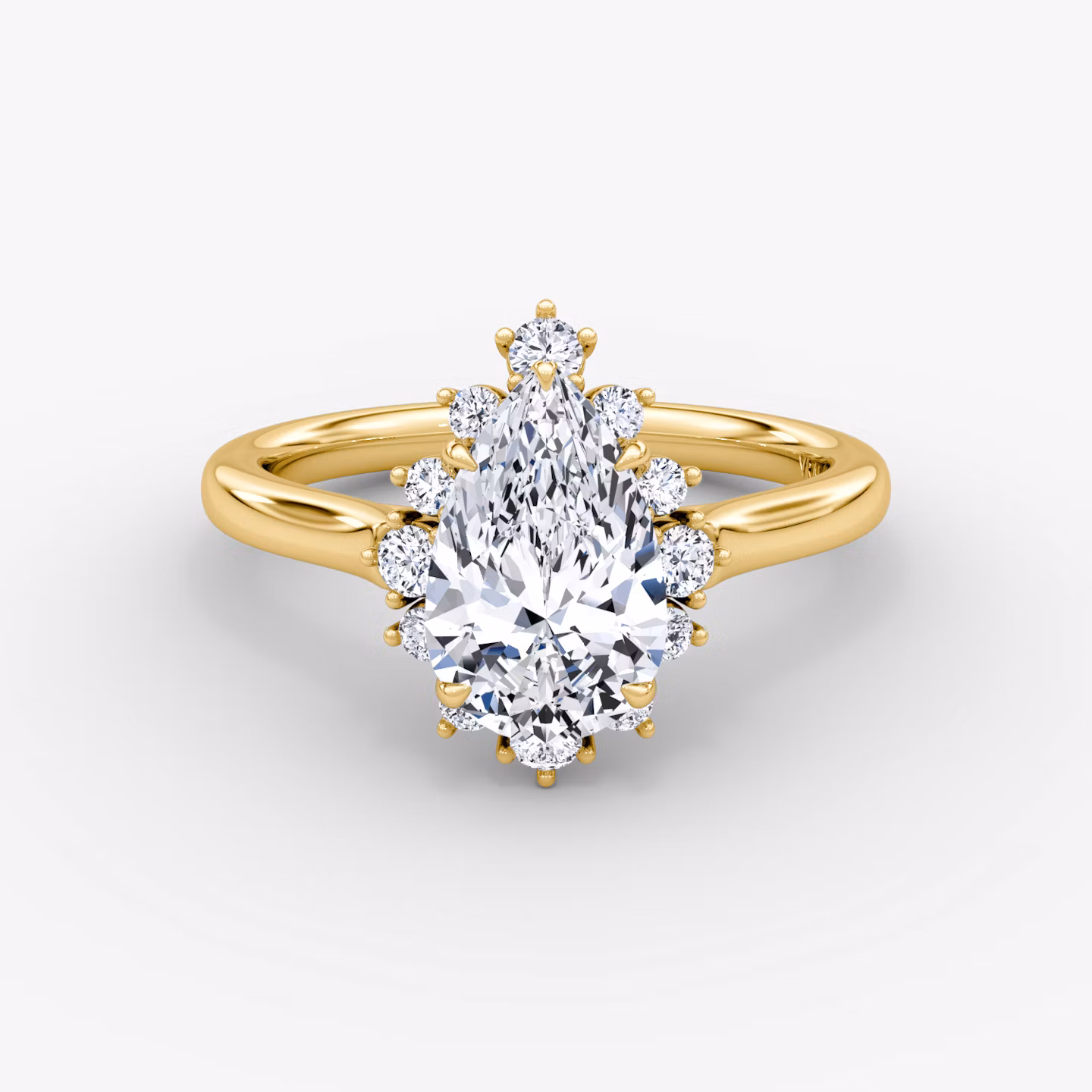 The Aurora Halo Pear | Yellow Gold