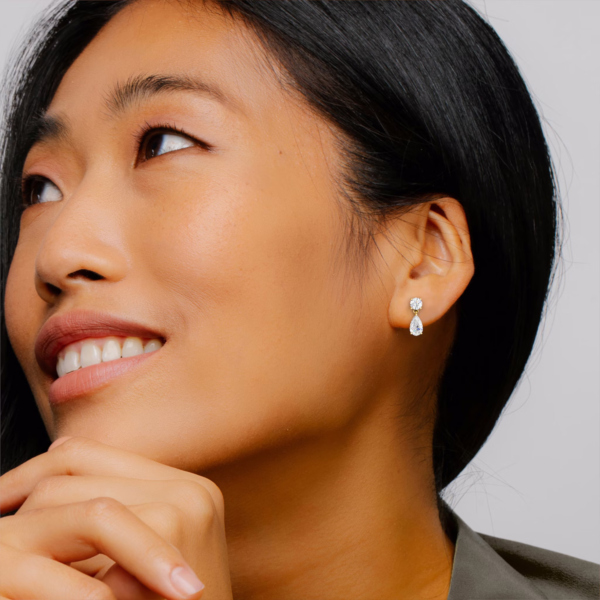 Signature Drop Earring | Round Brilliant and Pear | 14k | Yellow Gold | caratWeight: 0.75ct