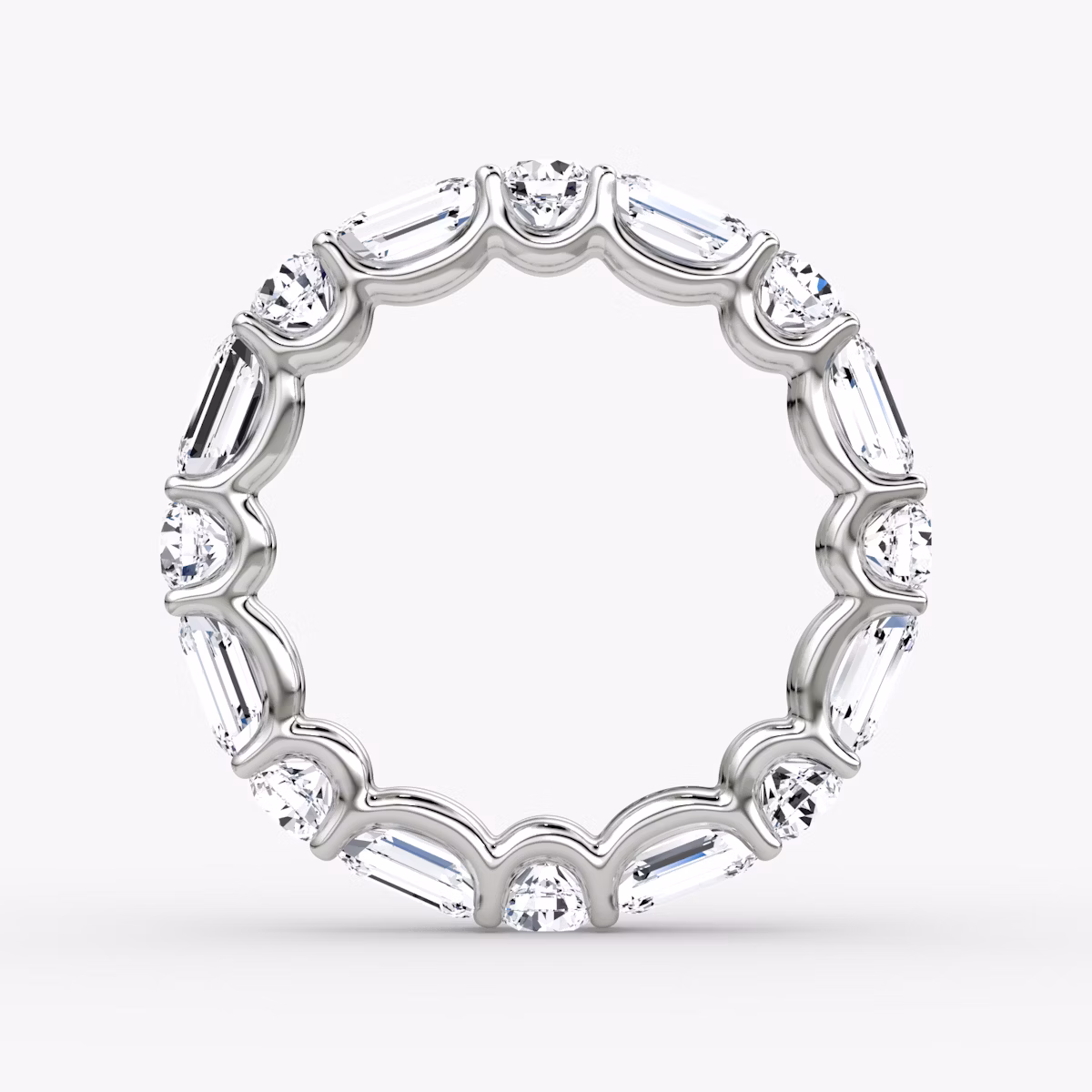 Alternating Shapes Eternity Ring | Rund und Emerald | 18k | Weißgold