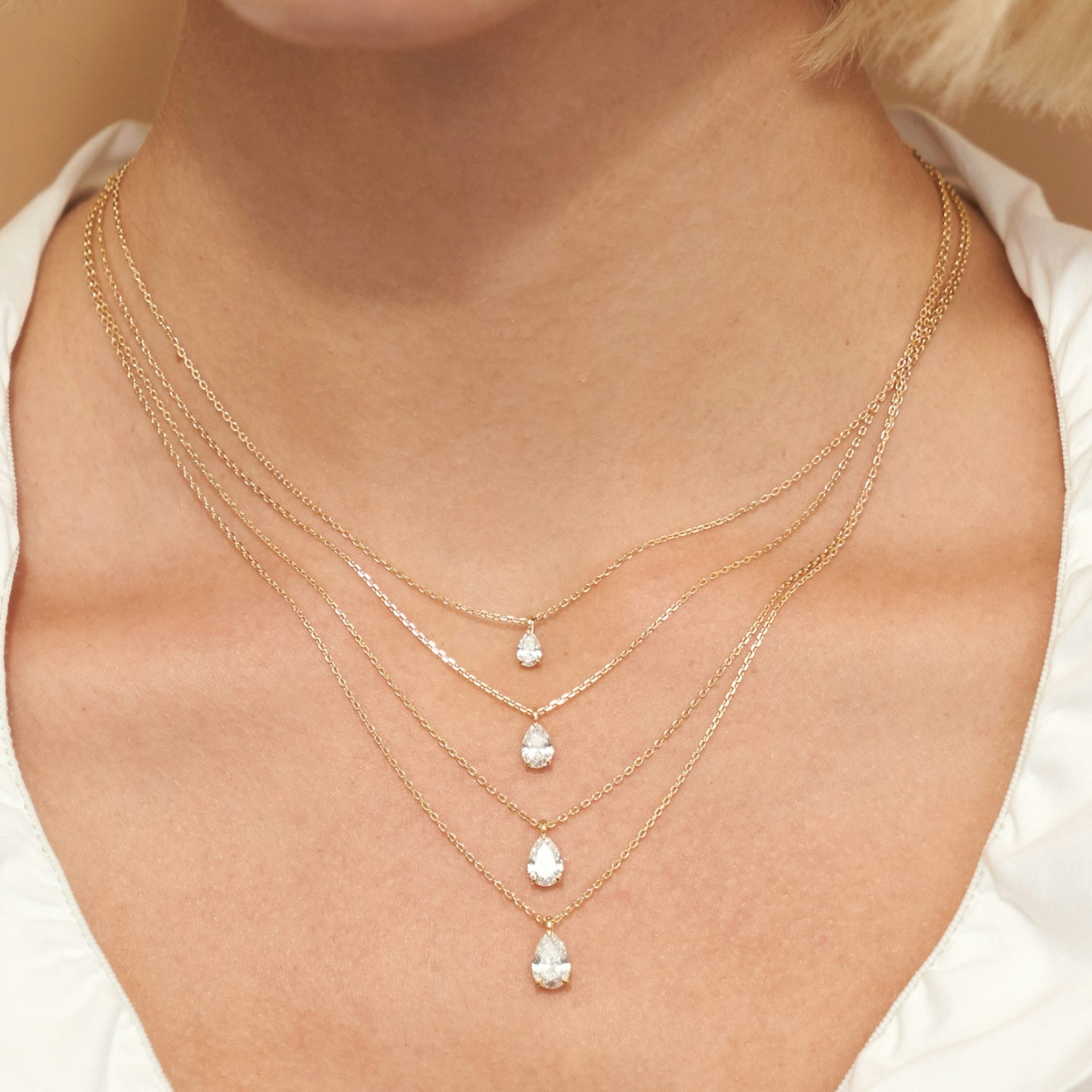 VRAI Solitaire Pendant | Pear | 14k | White Gold | caratWeight: 1.0ct