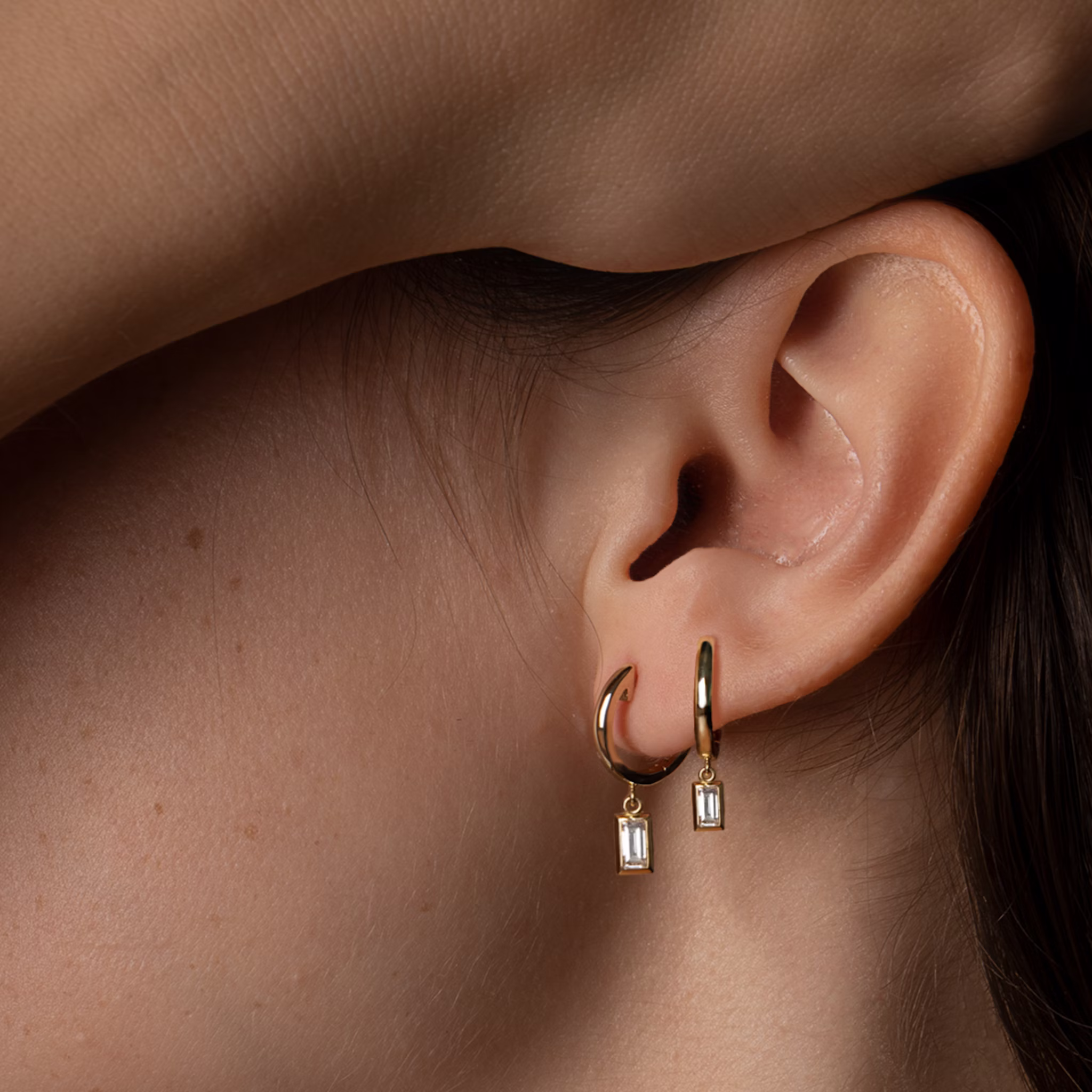 Knife-Edge Bezel Drop Huggie Hoop | Baguette | 14k | Yellow Gold | caratWeight: 0.25ct