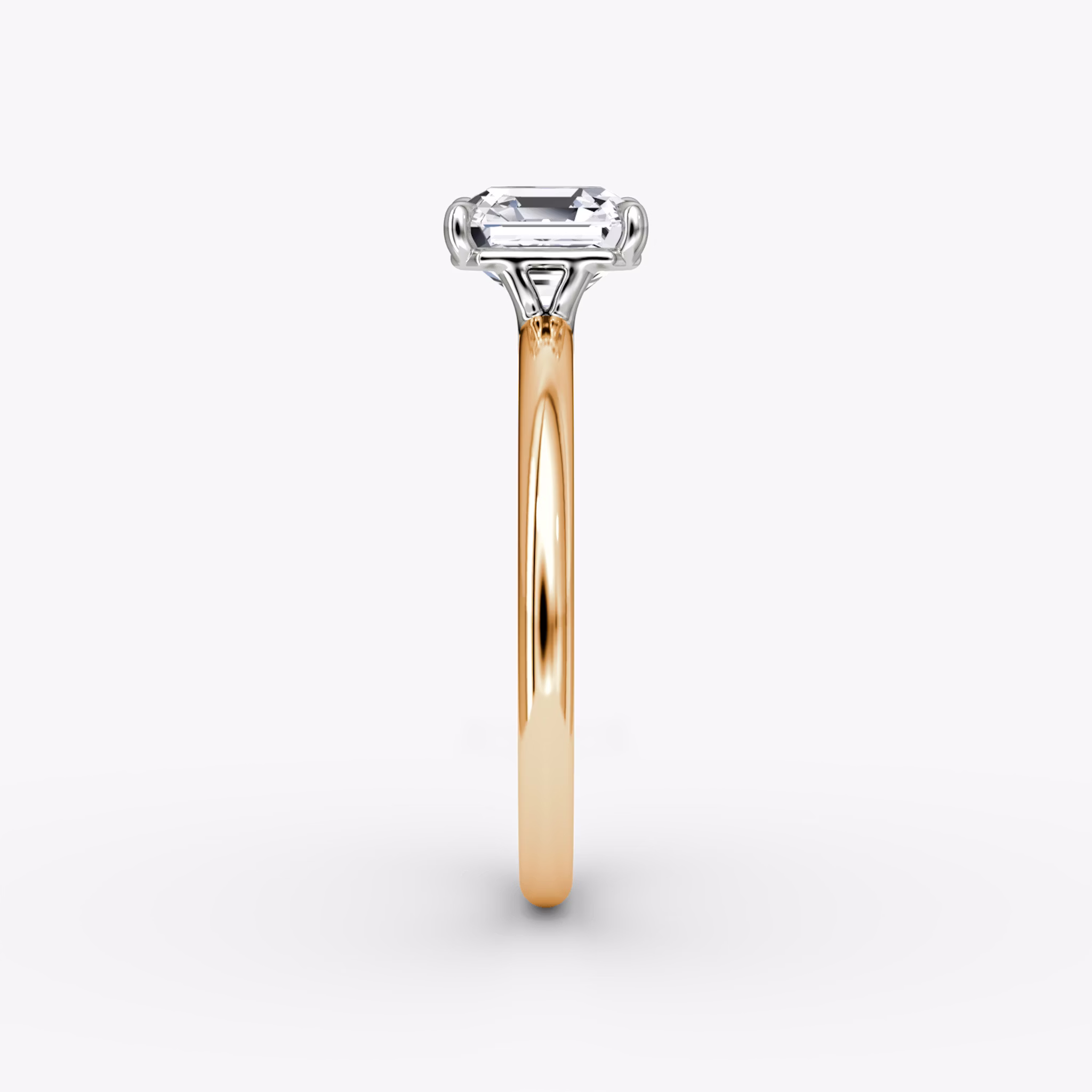 Anillo de compromiso Signature | Asscher | 14k | Oro rosa y platino | bandAccent: Simple | bandWidth: standard | hiddenHalo: no | diamondOrientation: horizontal | caratWeight: other