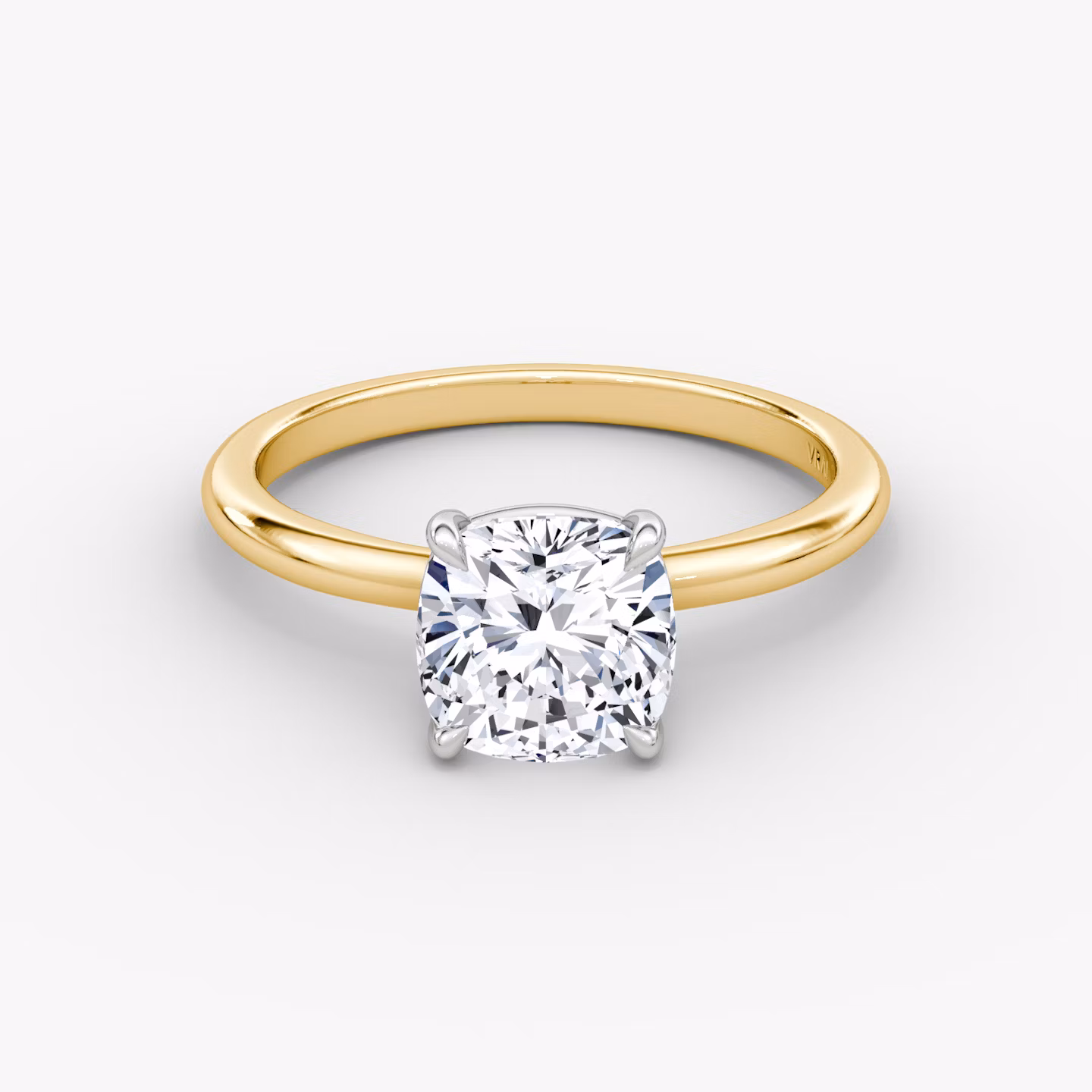 Anillo de compromiso Signature | Cojín | 18k | Oro amarillo y platino | bandAccent: Simple | bandWidth: standard | hiddenHalo: no | diamondOrientation: horizontal | caratWeight: other