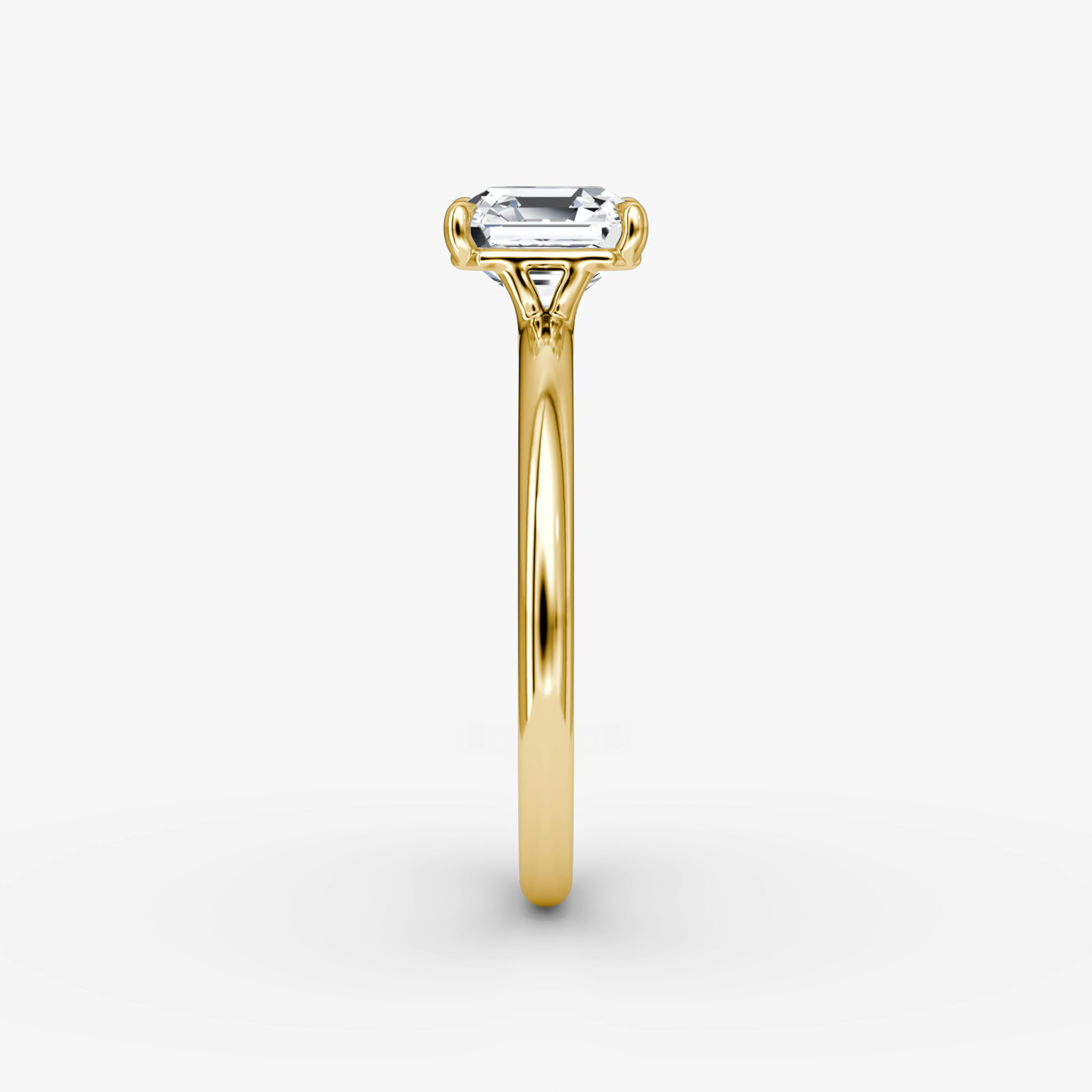 The Signature | Asscher | 18k | Yellow Gold | bandAccent: Plain | bandWidth: standard | hiddenHalo: no | diamondOrientation: vertical | caratWeight: other