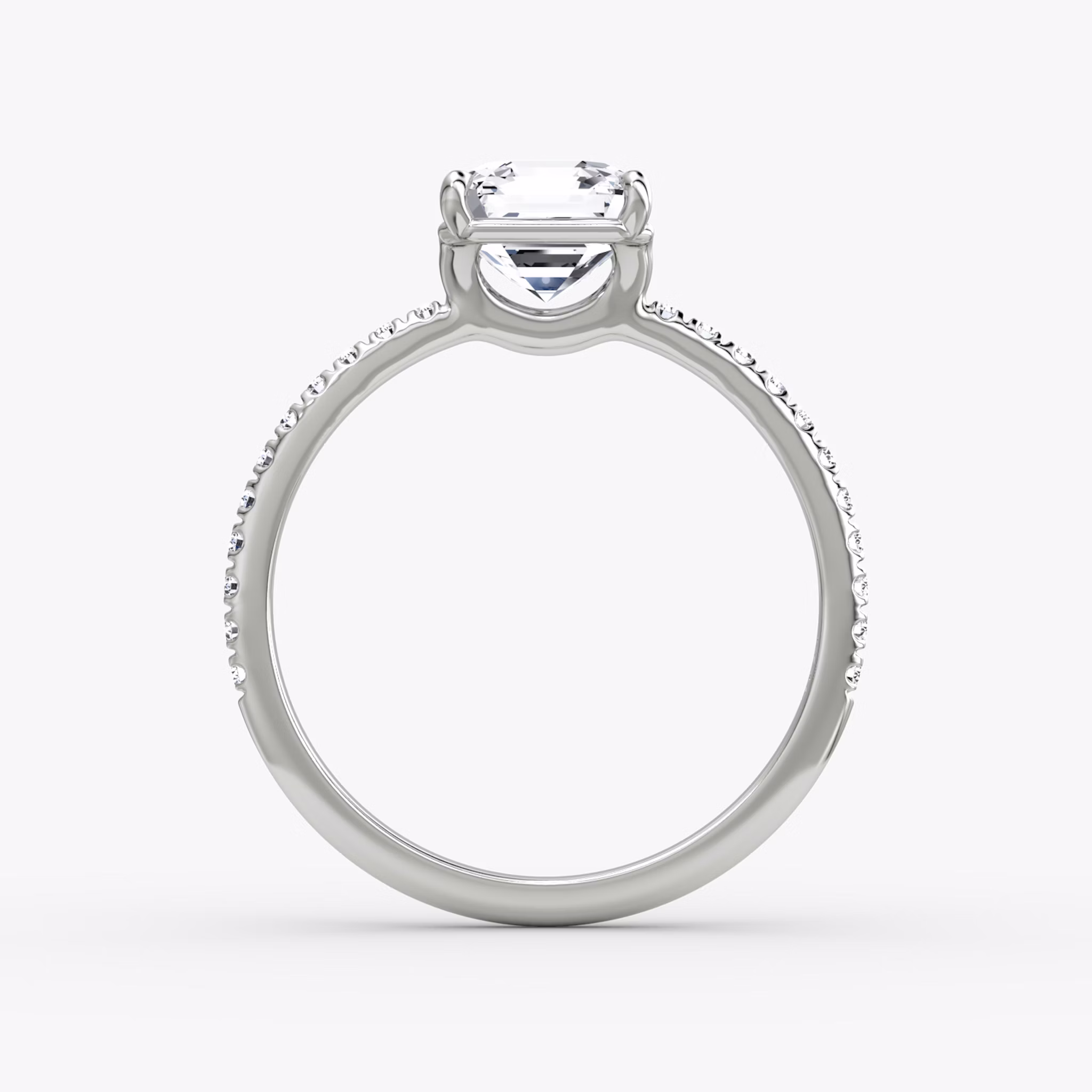 Signature | Asscher | Platin | bandAccent: Mit Pavé-Besatz | bandWidth: standard | hiddenHalo: no | diamondOrientation: horizontal | caratWeight: other