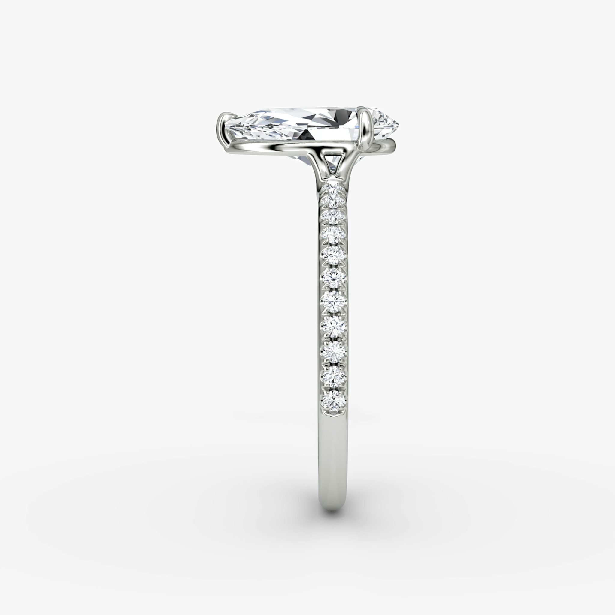 The Signature | Pear | 18k | White Gold | bandAccent: Pavé | bandWidth: standard | hiddenHalo: no | diamondOrientation: vertical | caratWeight: other