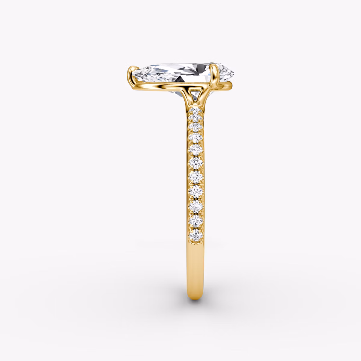 The Signature | Pear | 18k | Yellow Gold | bandAccent: Pavé | bandWidth: standard | hiddenHalo: no | diamondOrientation: vertical | caratWeight: other