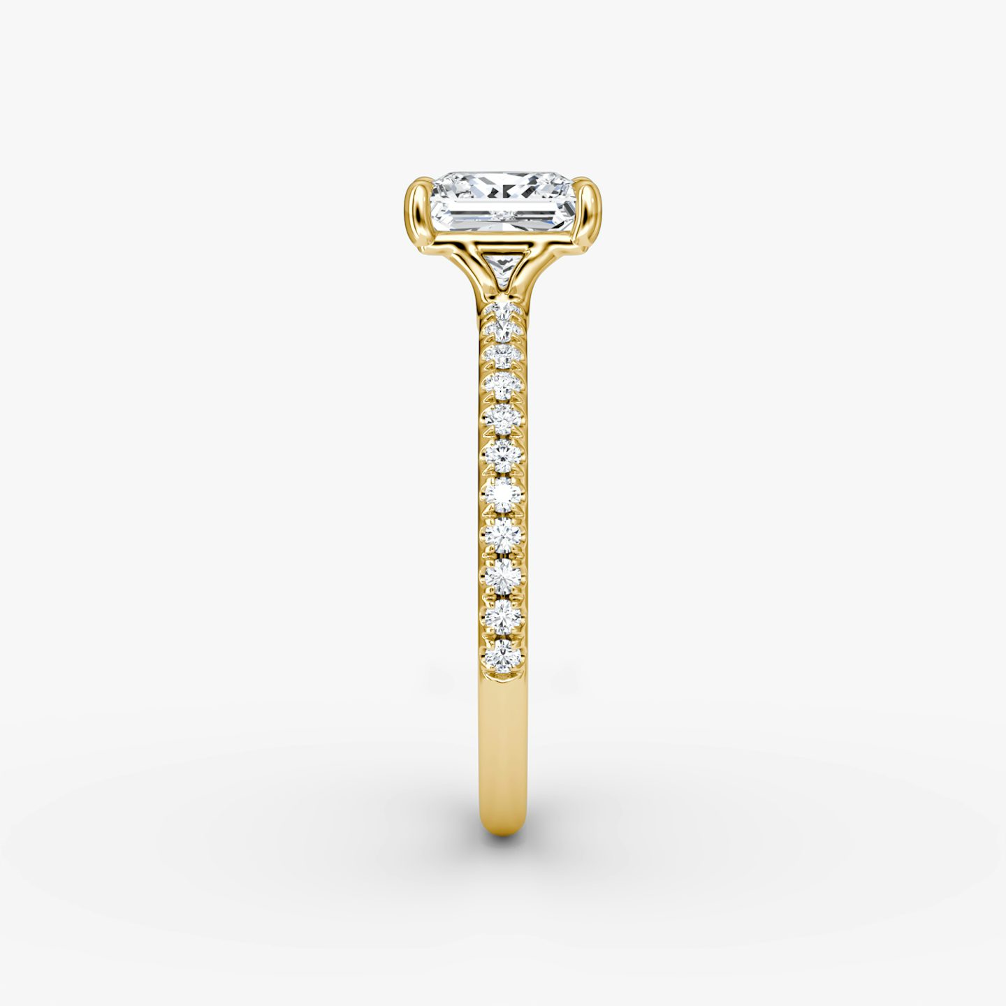 The Signature | Princess | 18k | Yellow Gold | bandAccent: Pavé | bandWidth: standard | hiddenHalo: no | diamondOrientation: vertical | caratWeight: other