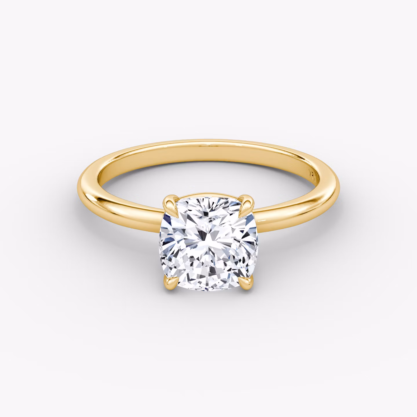 Anillo de compromiso Signature | Cojín | 18k | Oro amarillo | bandAccent: Simple | bandWidth: standard | hiddenHalo: no | diamondOrientation: horizontal | caratWeight: other