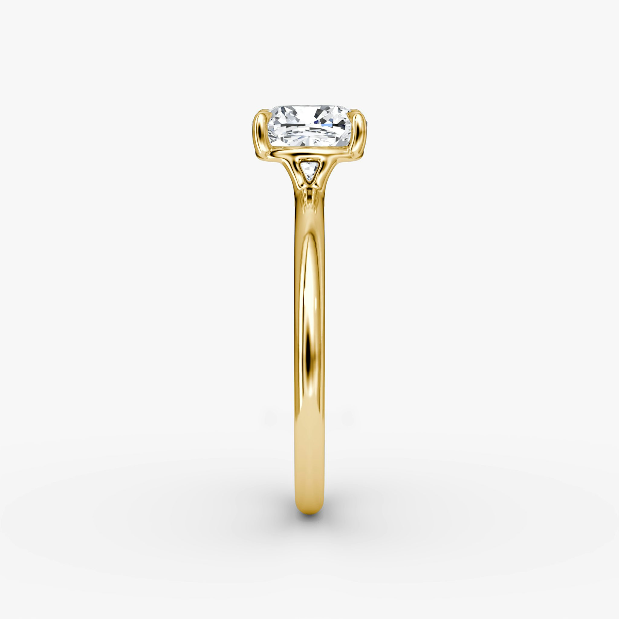 The Signature | Cushion | 18k | Yellow Gold | bandAccent: Plain | bandWidth: standard | hiddenHalo: no | diamondOrientation: vertical | caratWeight: other