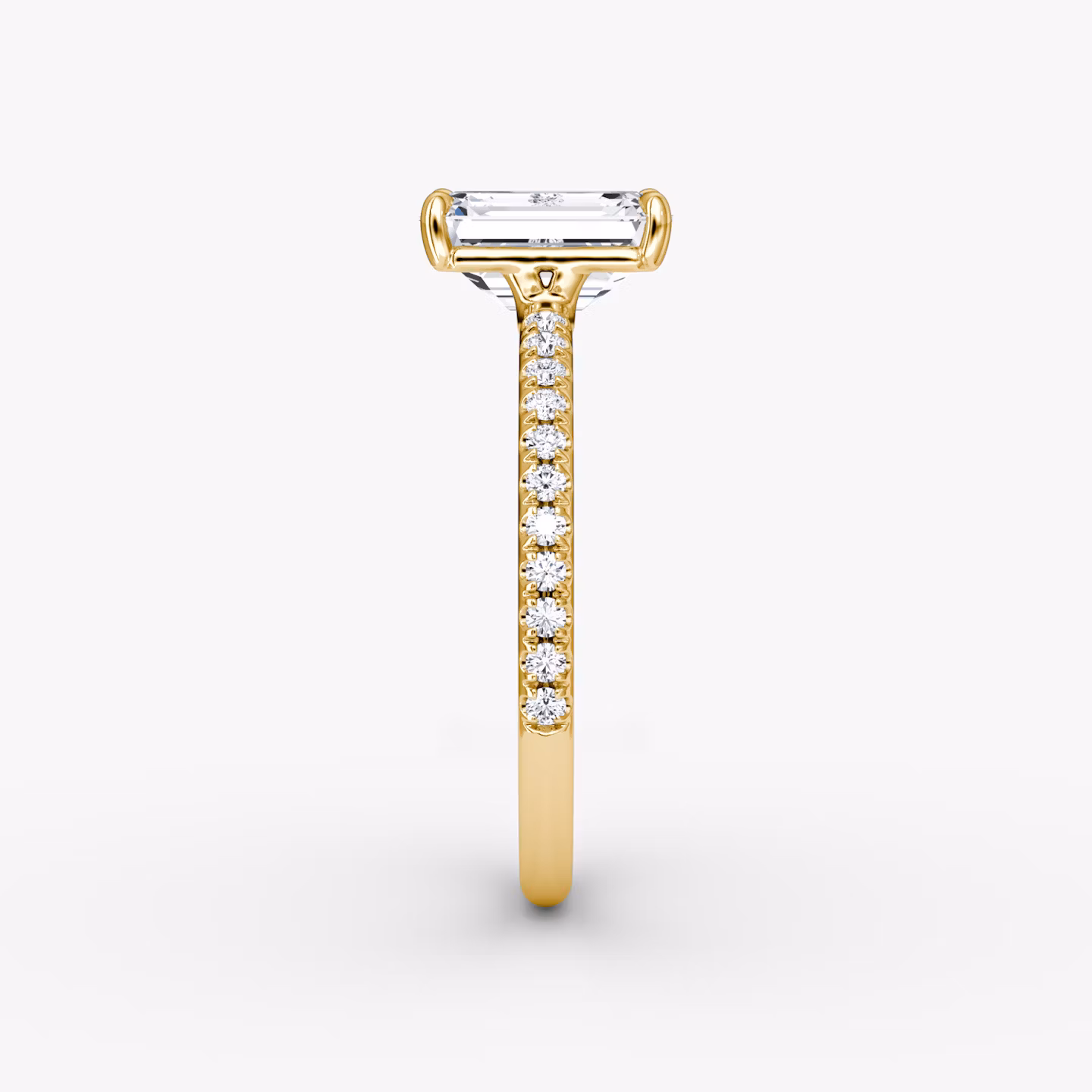 The Signature | Emerald | 18k | Yellow Gold | bandAccent: Pavé | bandWidth: standard | hiddenHalo: no | diamondOrientation: vertical | caratWeight: other