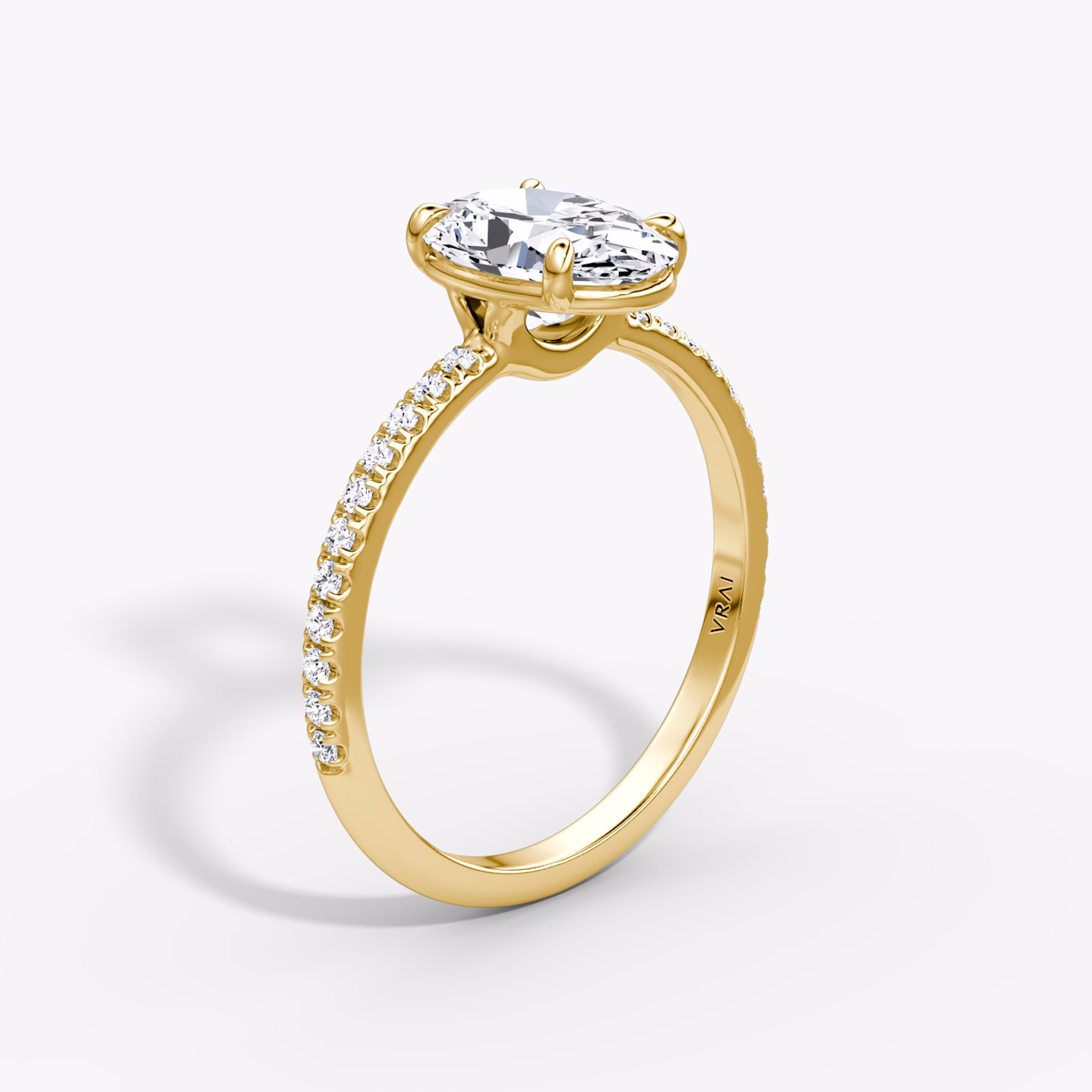 The Signature | Oval | 18k | Yellow Gold | bandAccent: Pavé | bandWidth: standard | hiddenHalo: no | diamondOrientation: vertical | caratWeight: other