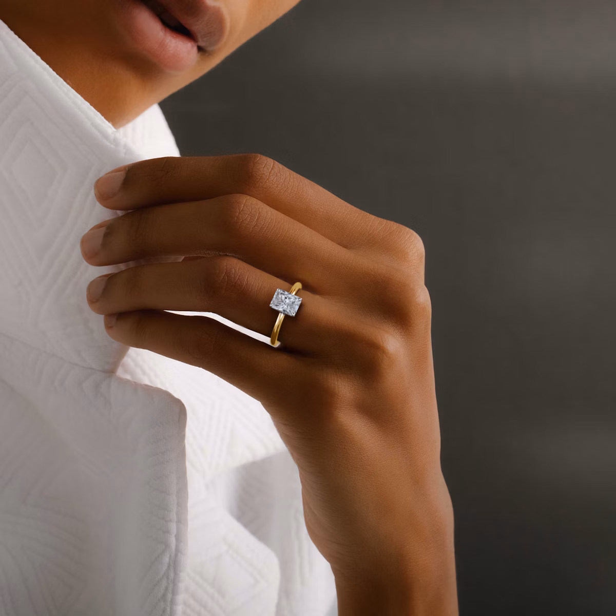 The Signature | Radiant | 18k | Yellow Gold and Platinum | bandAccent: Plain | bandWidth: standard | hiddenHalo: no | diamondOrientation: vertical | caratWeight: other
