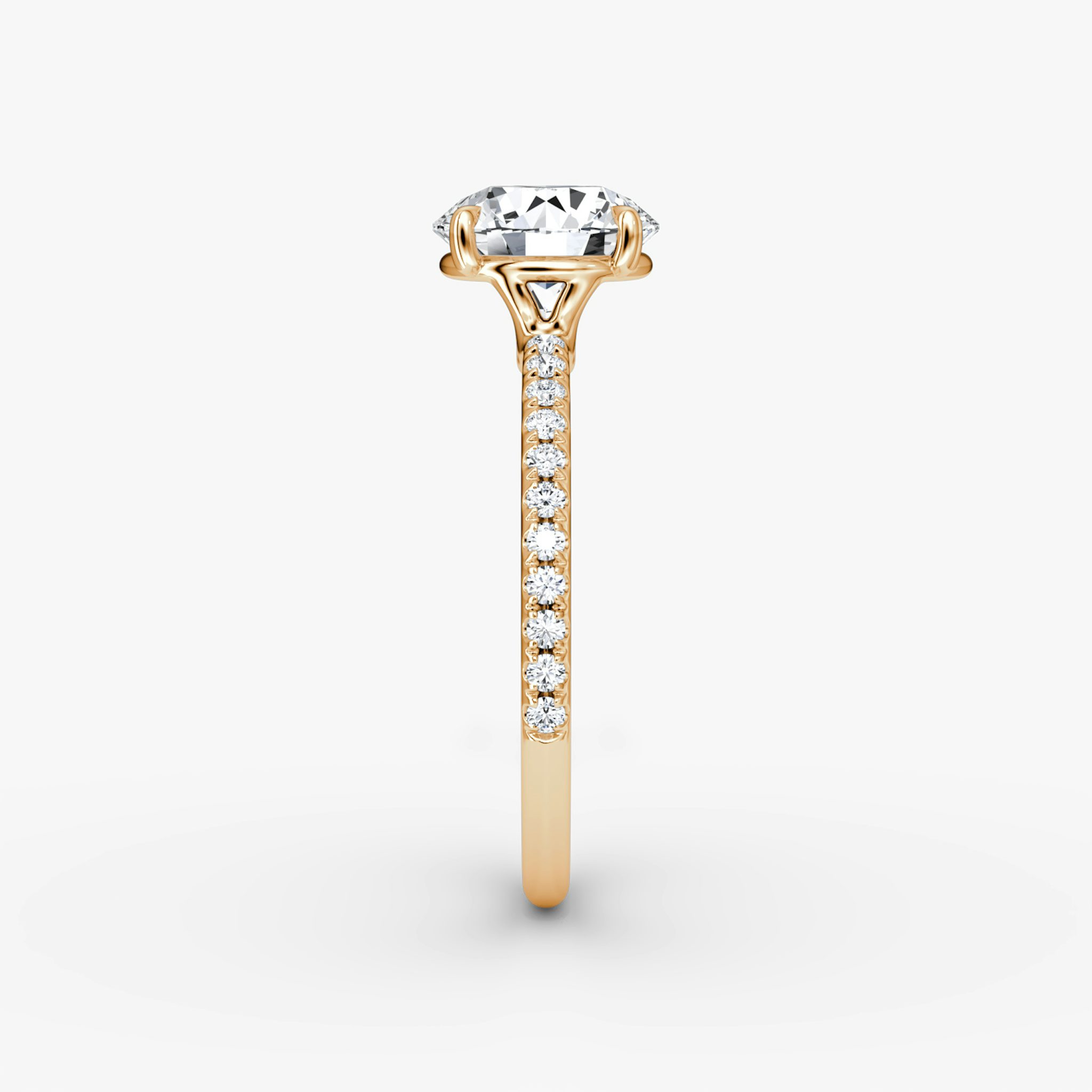 Signature | Rund | 14k | Roségold | bandAccent: Mit Pavé-Besatz | bandWidth: standard | caratWeight: other | hiddenHalo: no | diamondOrientation: vertical