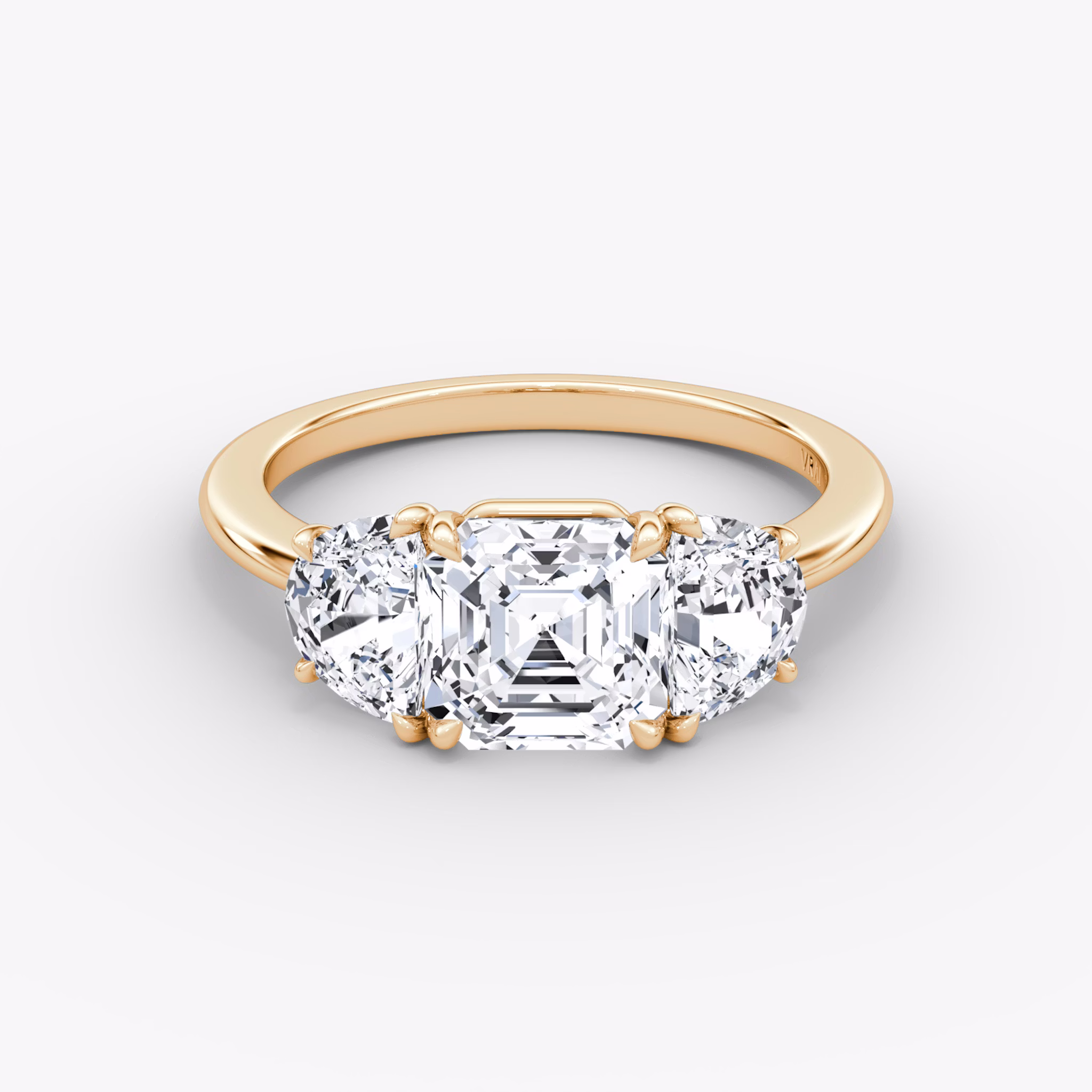 Anillo de compromiso Three Stone | Asscher | 14k | Oro rosa | bandAccent: Simple | sideStoneCarat: 0.50ct | sideStoneShape: Media Luna | diamondOrientation: vertical | caratWeight: other