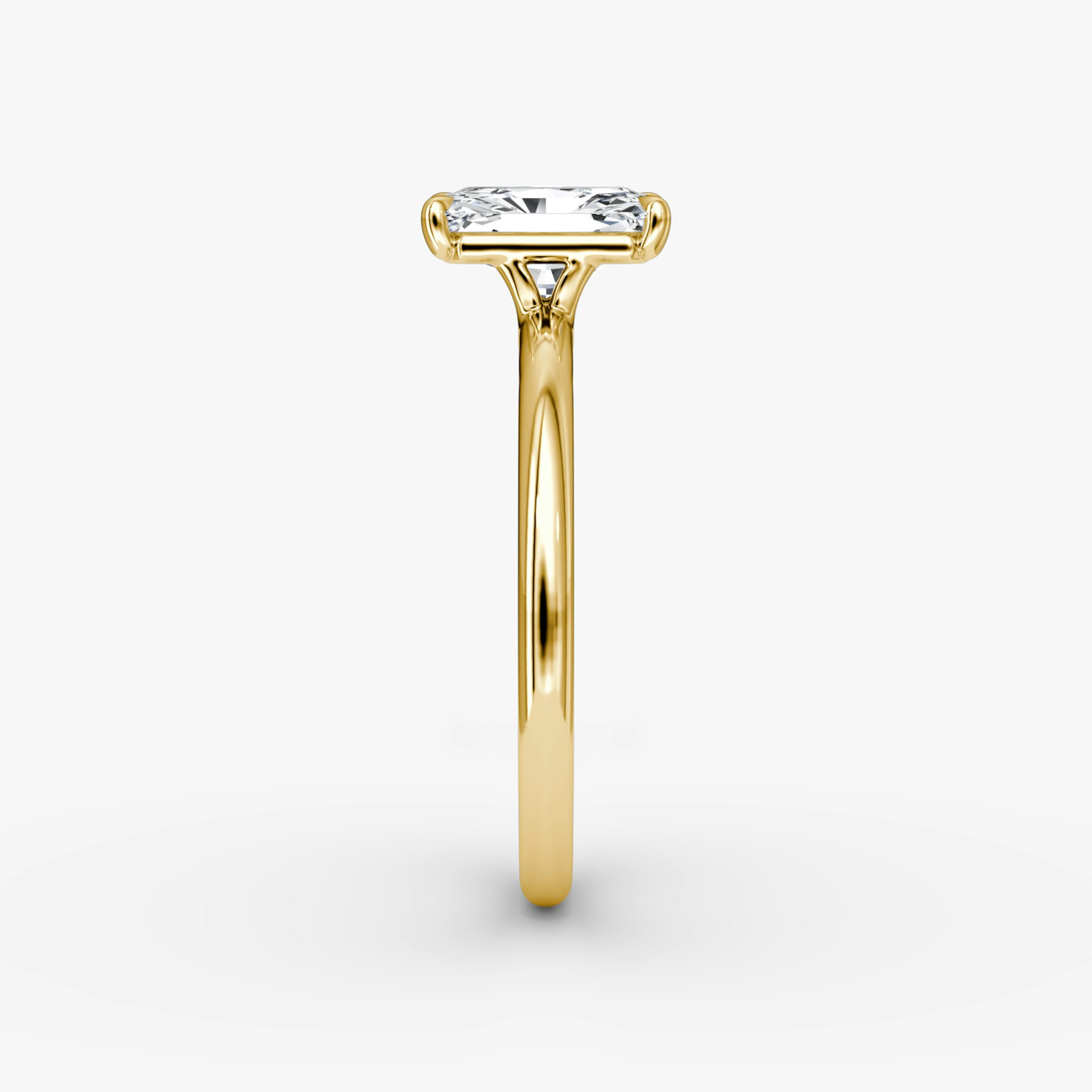 The Signature | Radiant | 18k | Yellow Gold | bandAccent: Plain | bandWidth: standard | hiddenHalo: no | diamondOrientation: vertical | caratWeight: other