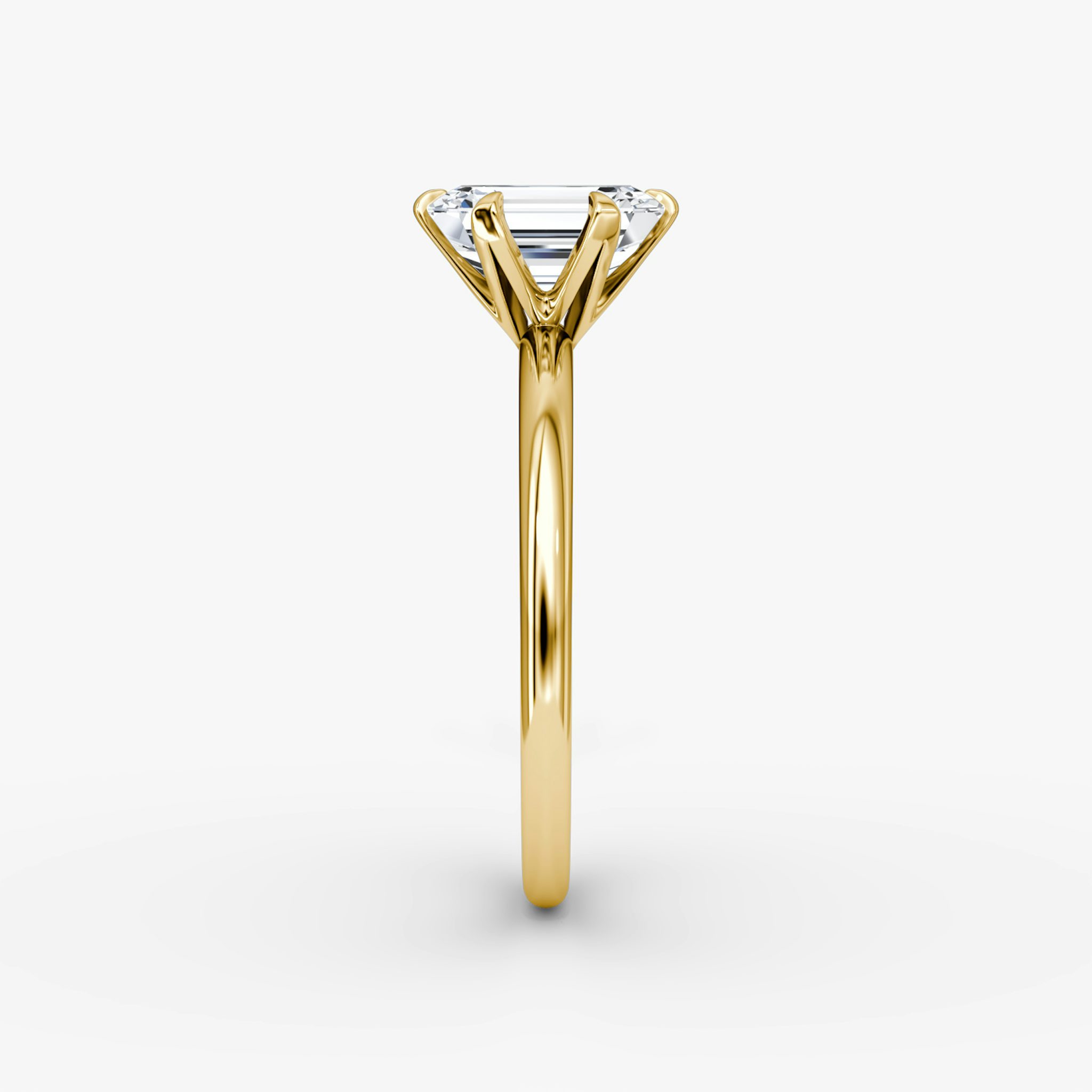 The V | Emerald | 18k | Yellow Gold | bandAccent: Plain | diamondOrientation: vertical | caratWeight: other